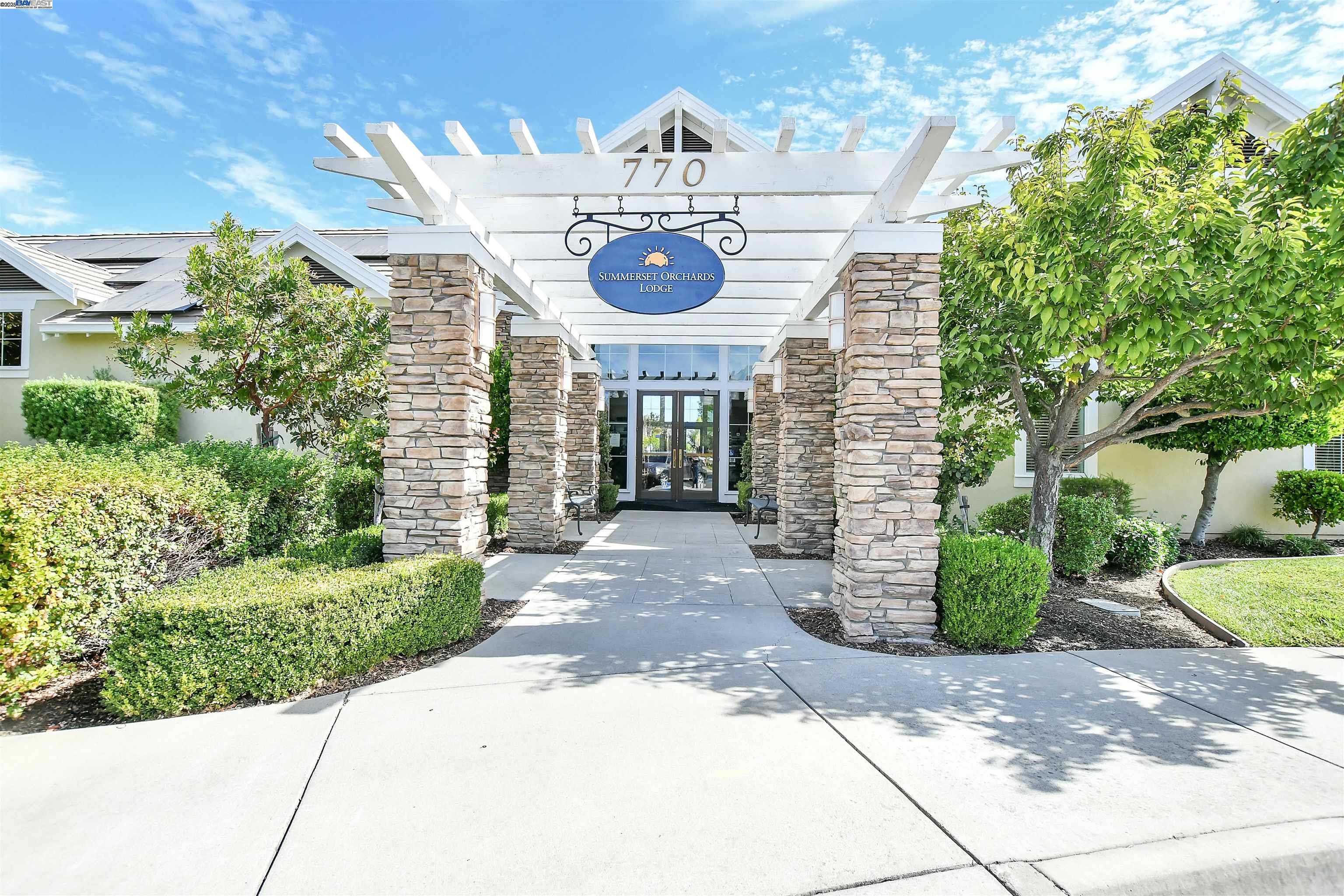 Detail Gallery Image 24 of 32 For 989 Centennial Dr, Brentwood,  CA 94513 - 2 Beds | 2 Baths