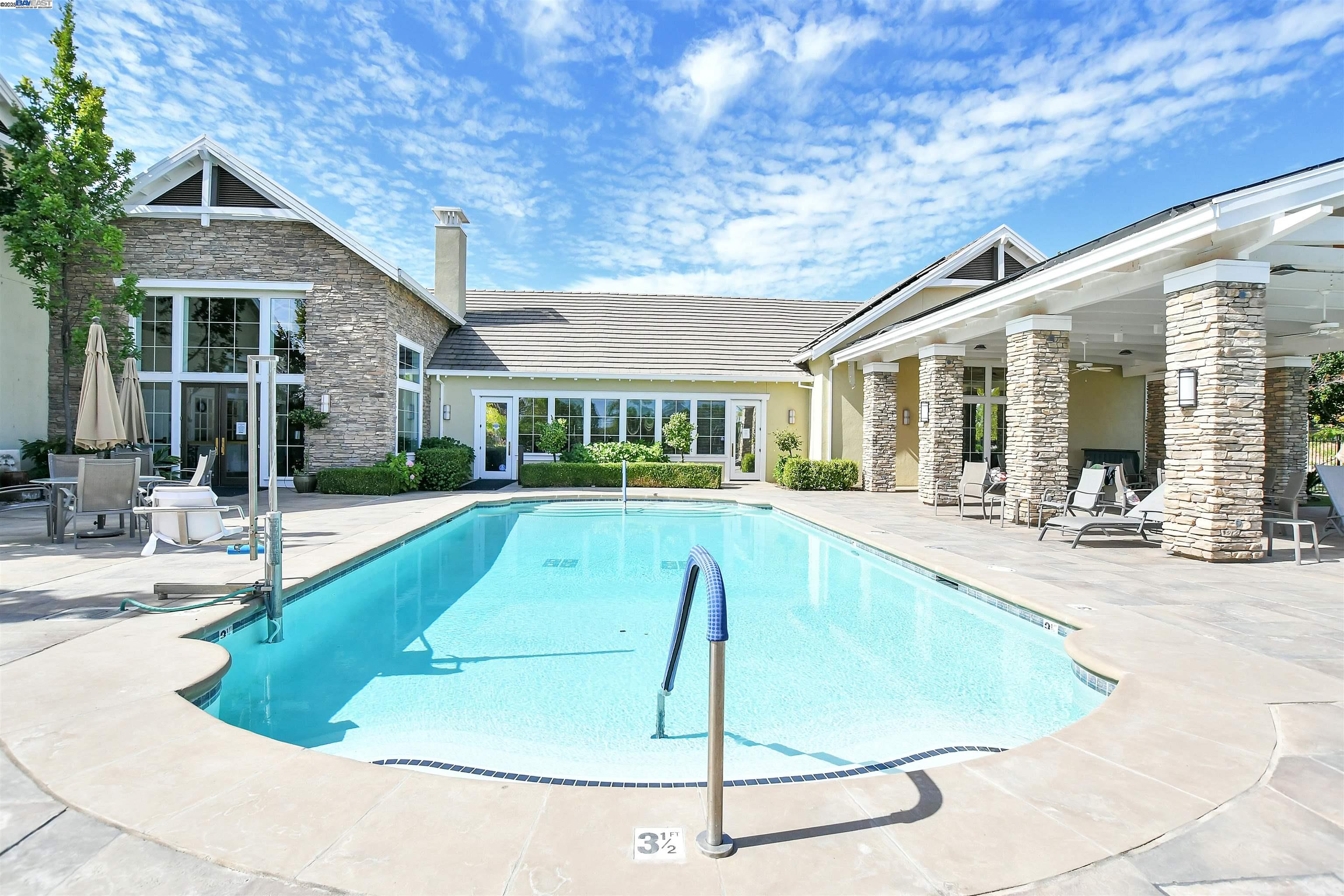 Detail Gallery Image 28 of 32 For 989 Centennial Dr, Brentwood,  CA 94513 - 2 Beds | 2 Baths