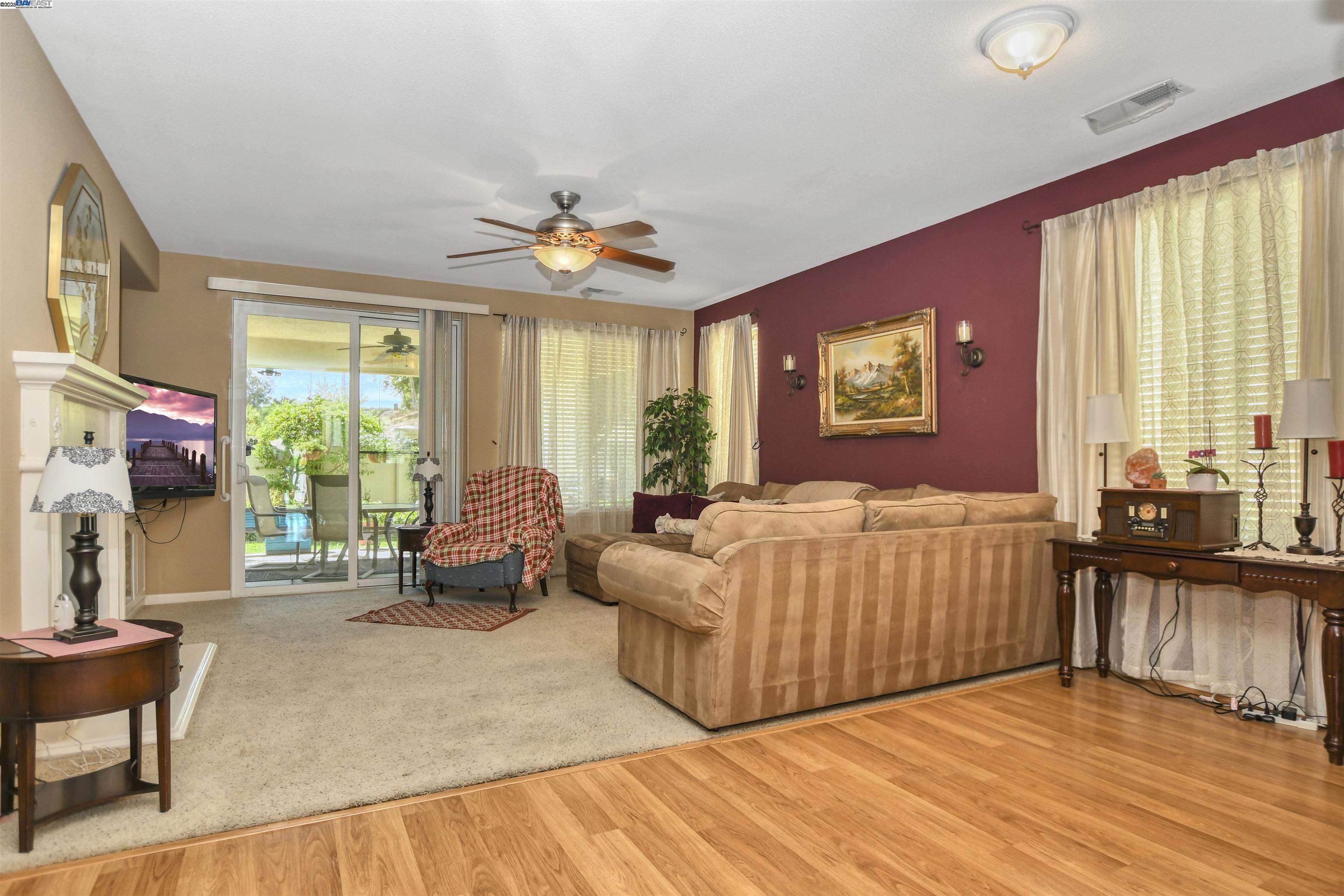 Detail Gallery Image 7 of 32 For 989 Centennial Dr, Brentwood,  CA 94513 - 2 Beds | 2 Baths