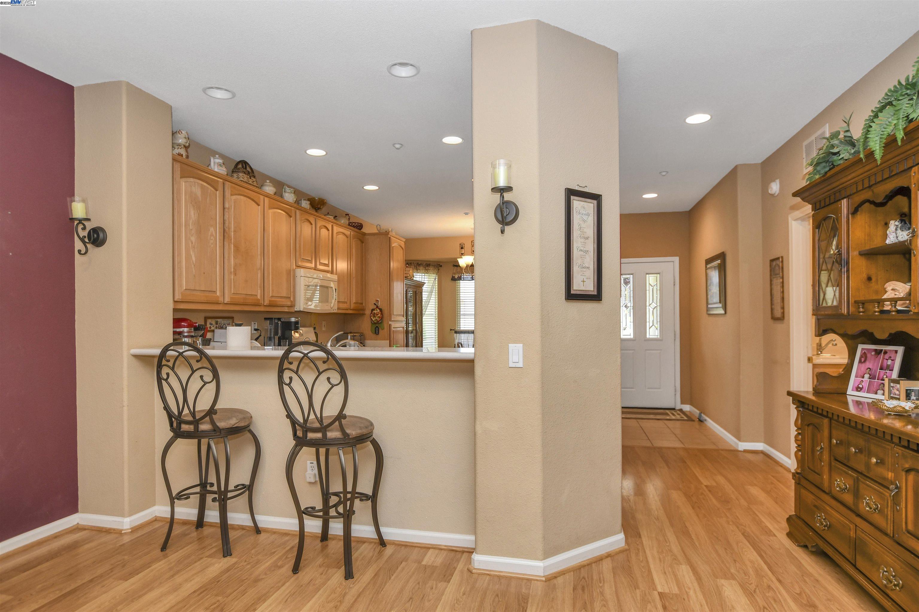 Detail Gallery Image 9 of 32 For 989 Centennial Dr, Brentwood,  CA 94513 - 2 Beds | 2 Baths