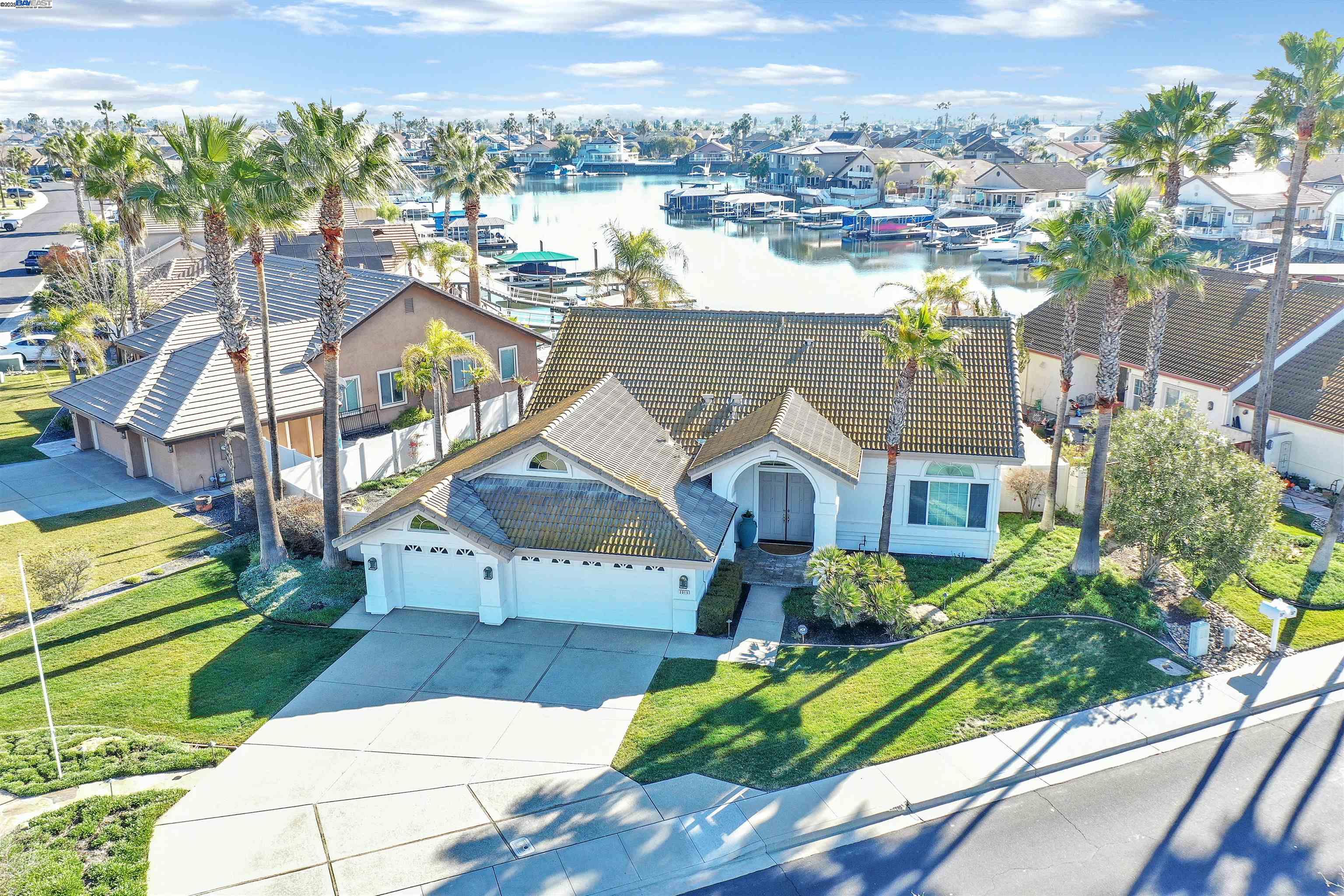 Detail Gallery Image 27 of 41 For 2015 Newport Dr, Discovery Bay,  CA 94505 - 3 Beds | 2 Baths