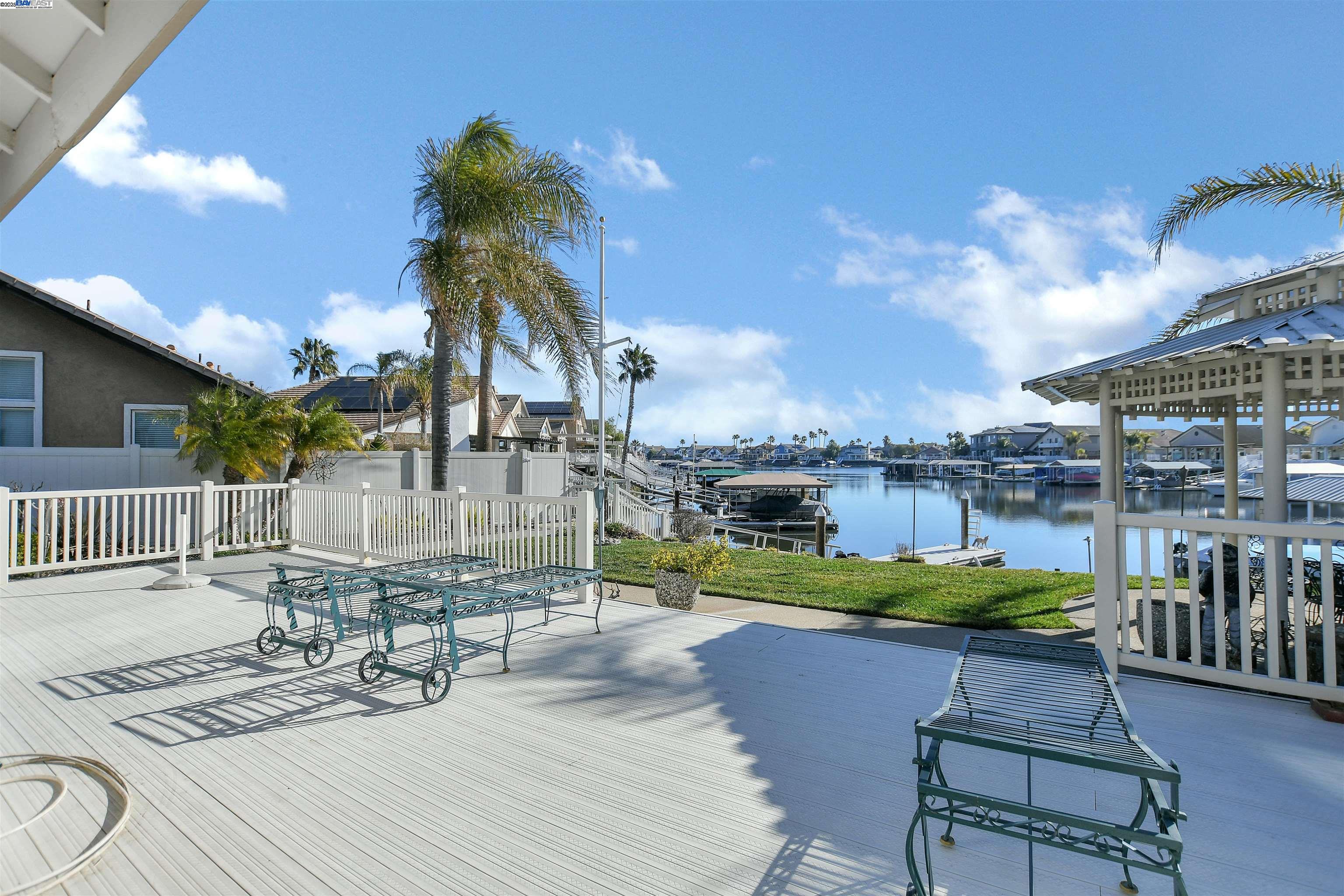 Detail Gallery Image 39 of 41 For 2015 Newport Dr, Discovery Bay,  CA 94505 - 3 Beds | 2 Baths