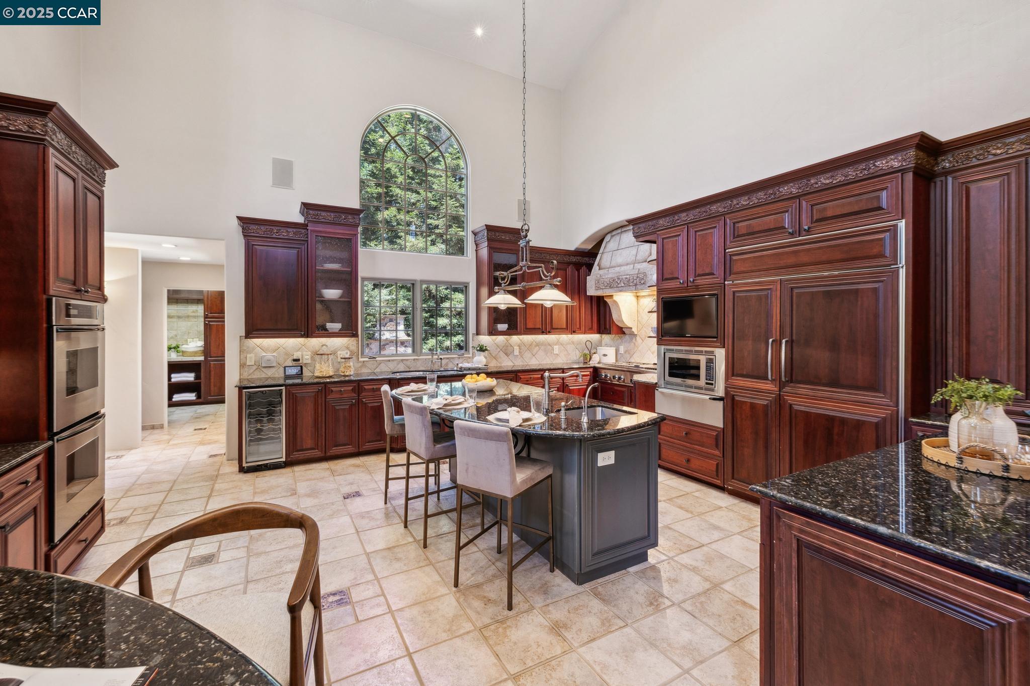 Detail Gallery Image 12 of 60 For 3711 Northgate Woods Court, Walnut Creek,  CA 94598 - 5 Beds | 3/2 Baths