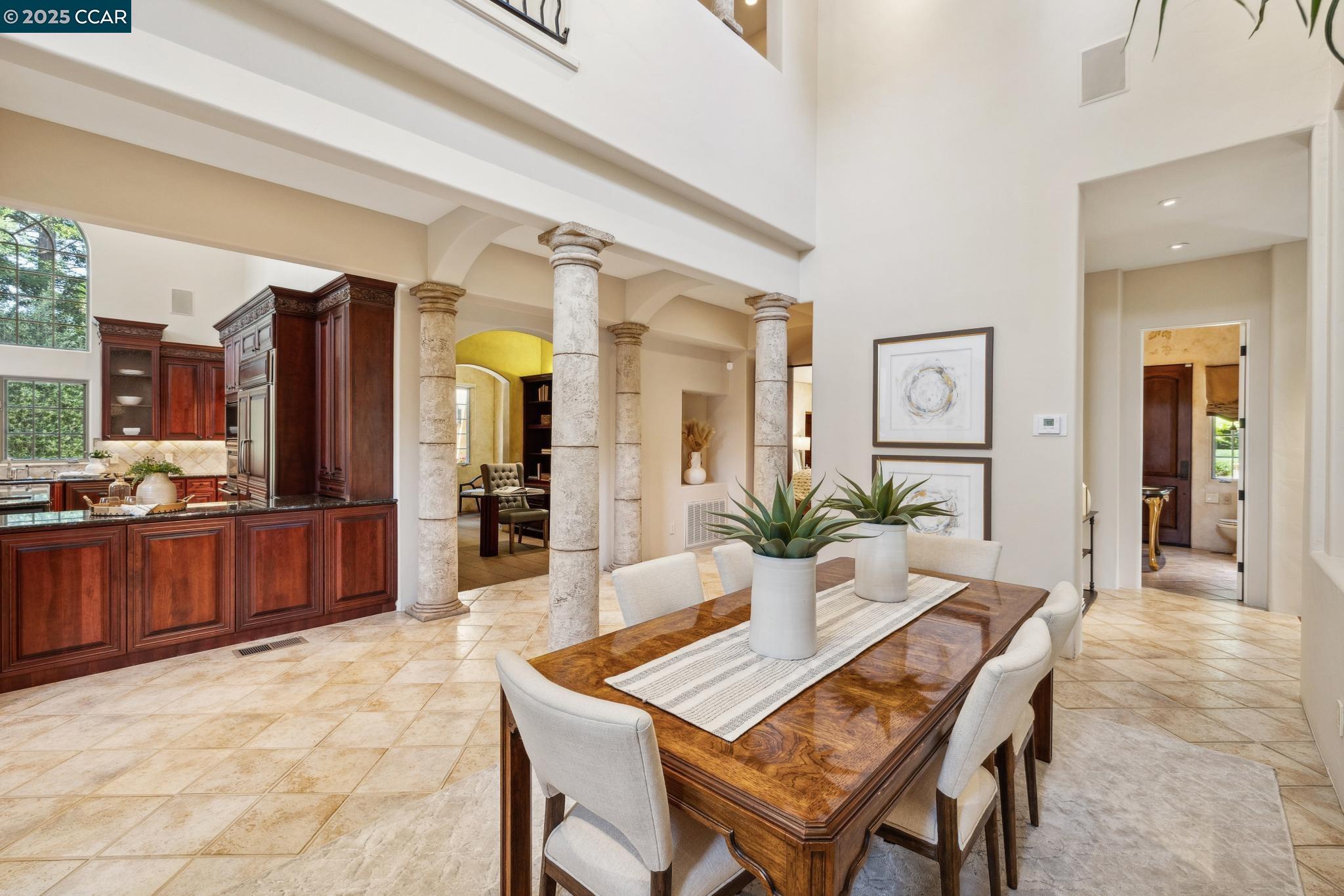 Detail Gallery Image 19 of 60 For 3711 Northgate Woods Court, Walnut Creek,  CA 94598 - 5 Beds | 3/2 Baths