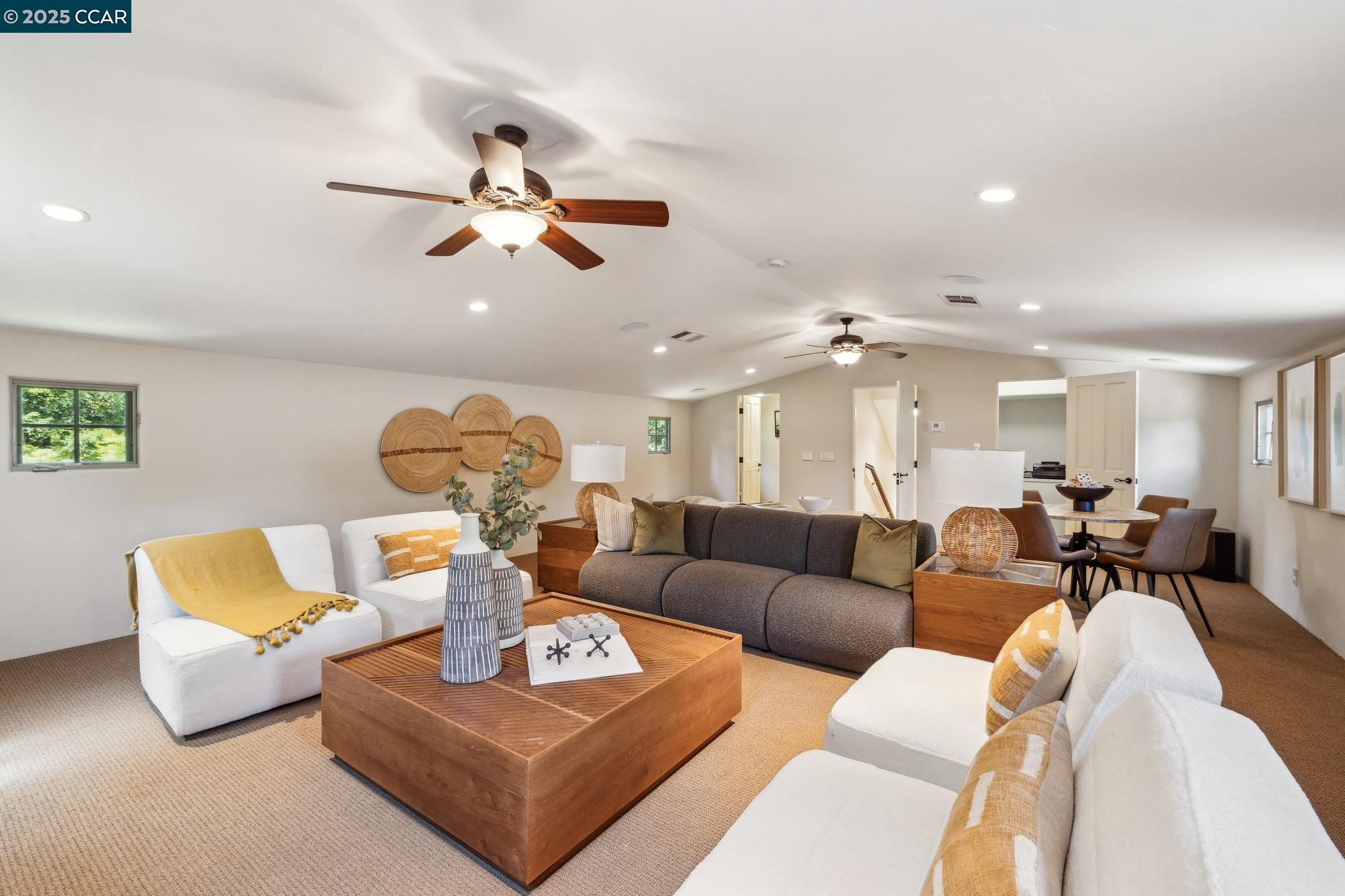 Detail Gallery Image 39 of 60 For 3711 Northgate Woods Court, Walnut Creek,  CA 94598 - 5 Beds | 3/2 Baths