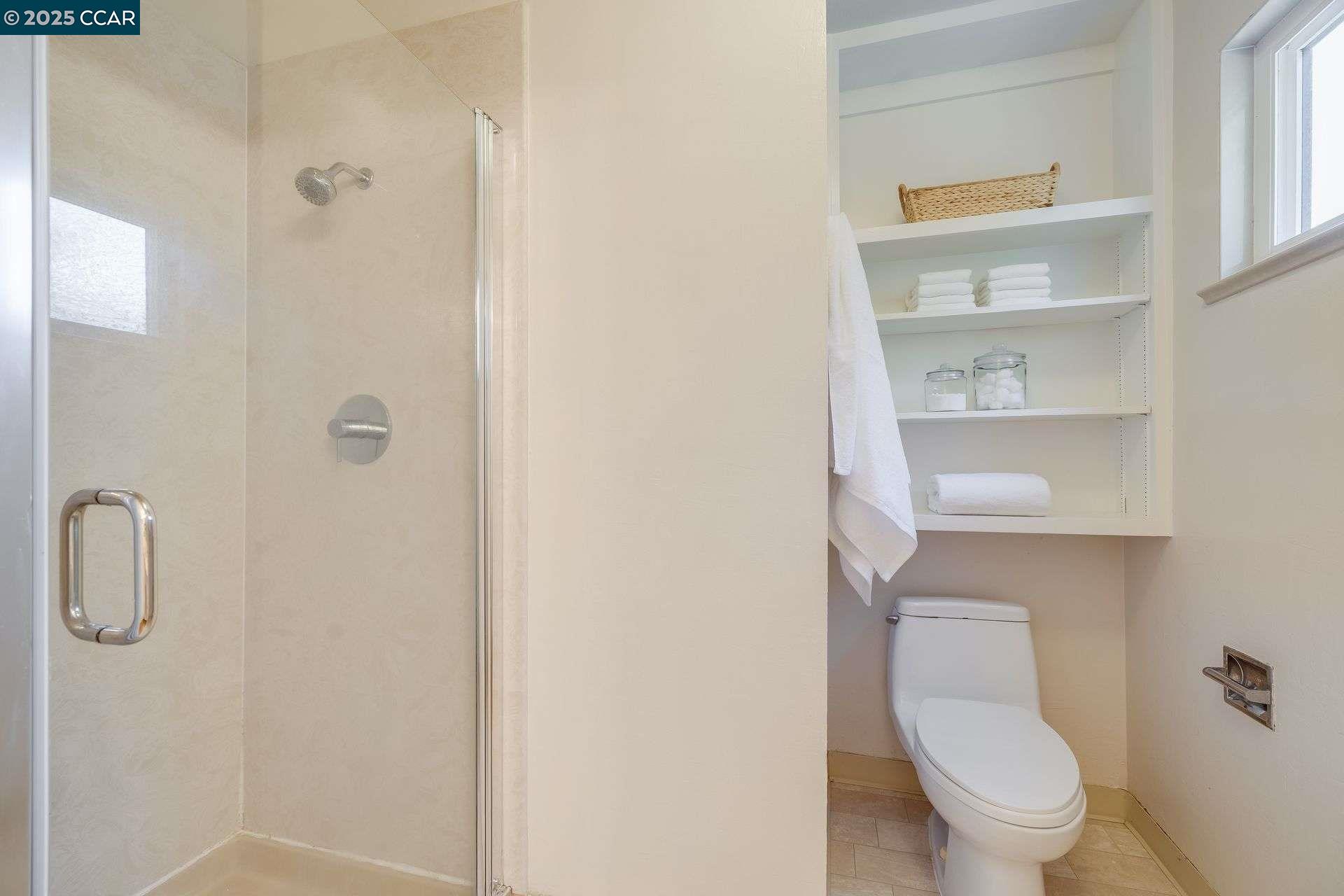 Detail Gallery Image 14 of 32 For 27 Alden Court, Walnut Creek,  CA 94598 - 4 Beds | 2 Baths