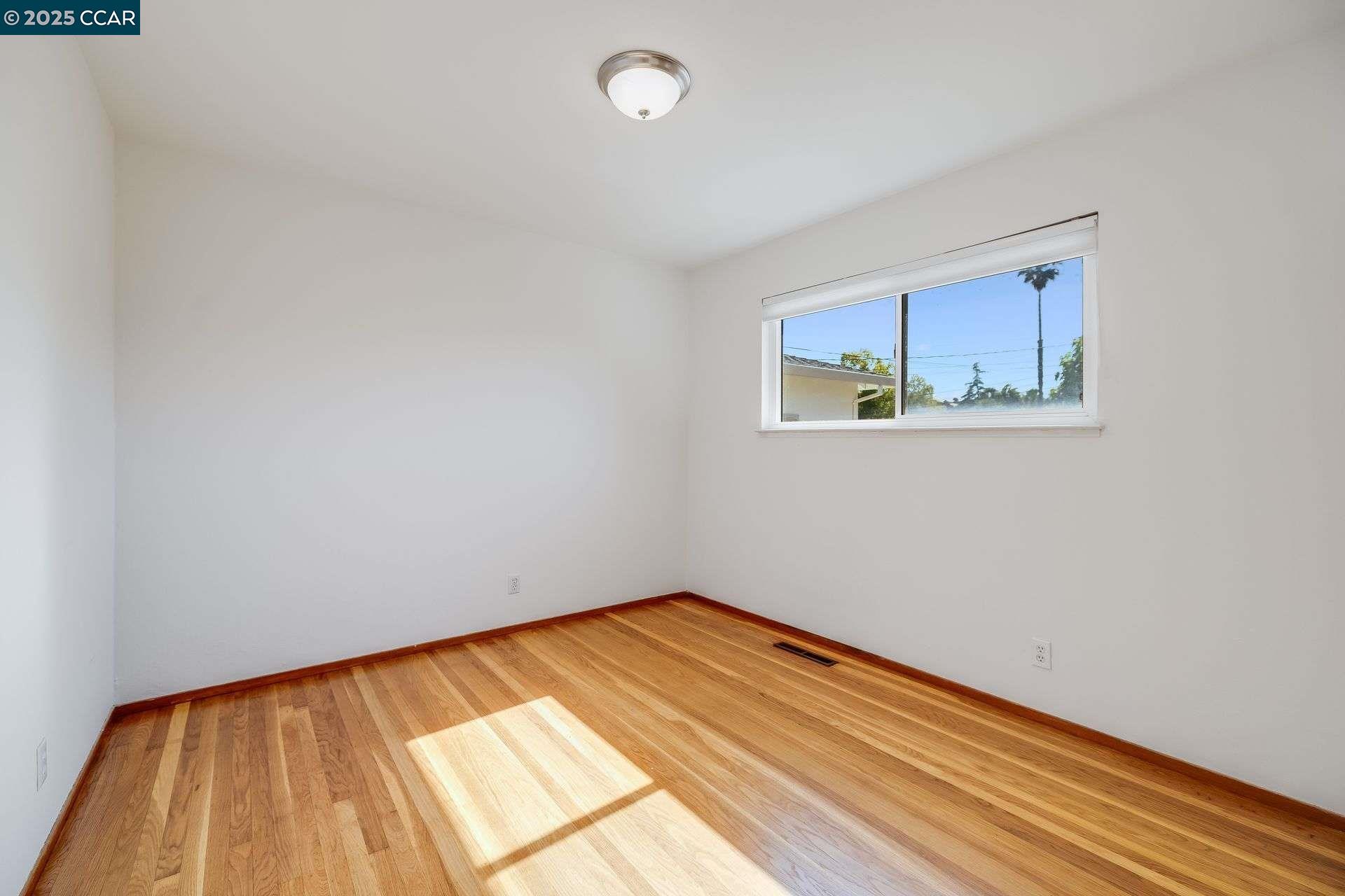 Detail Gallery Image 17 of 32 For 27 Alden Court, Walnut Creek,  CA 94598 - 4 Beds | 2 Baths