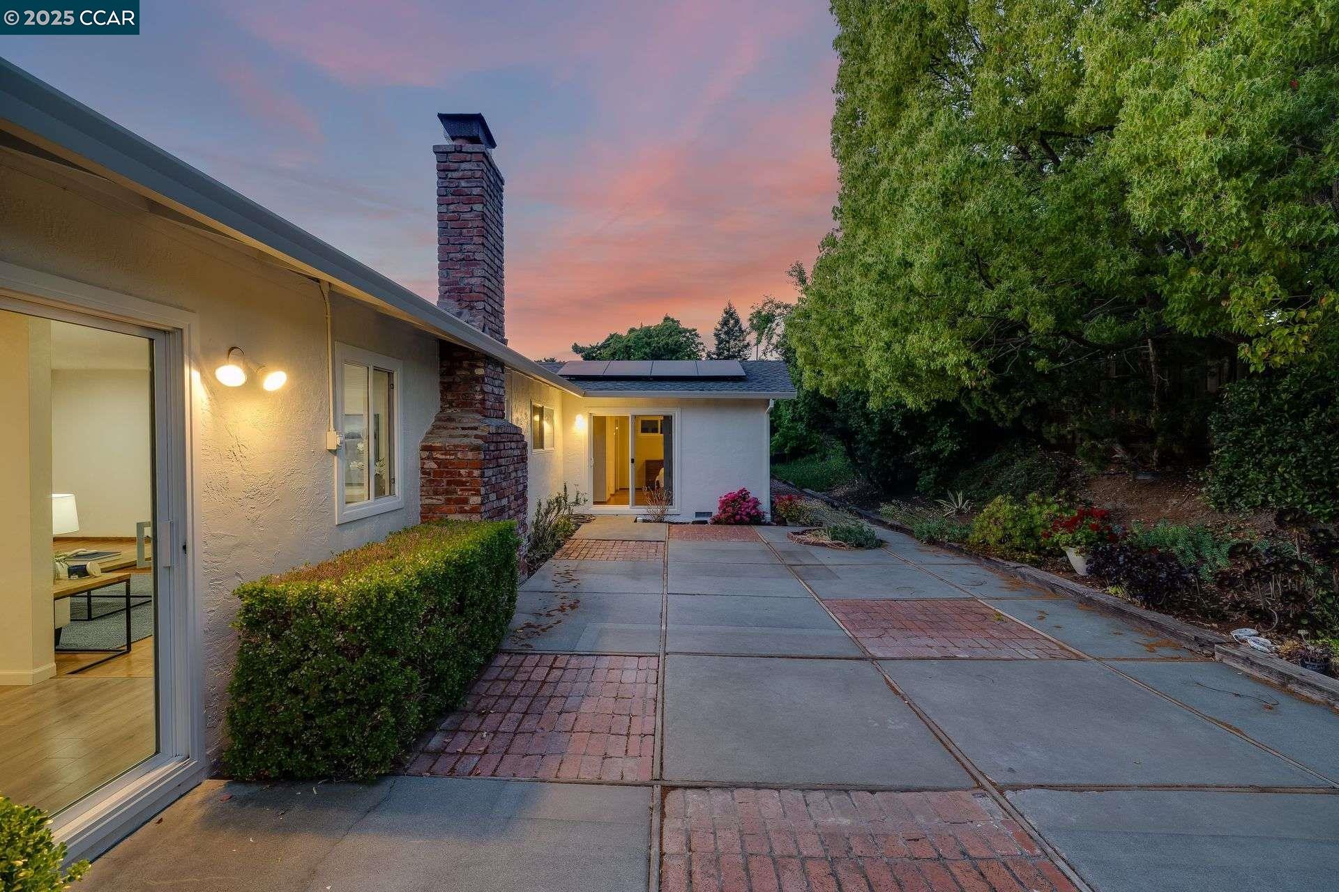 Detail Gallery Image 25 of 32 For 27 Alden Court, Walnut Creek,  CA 94598 - 4 Beds | 2 Baths