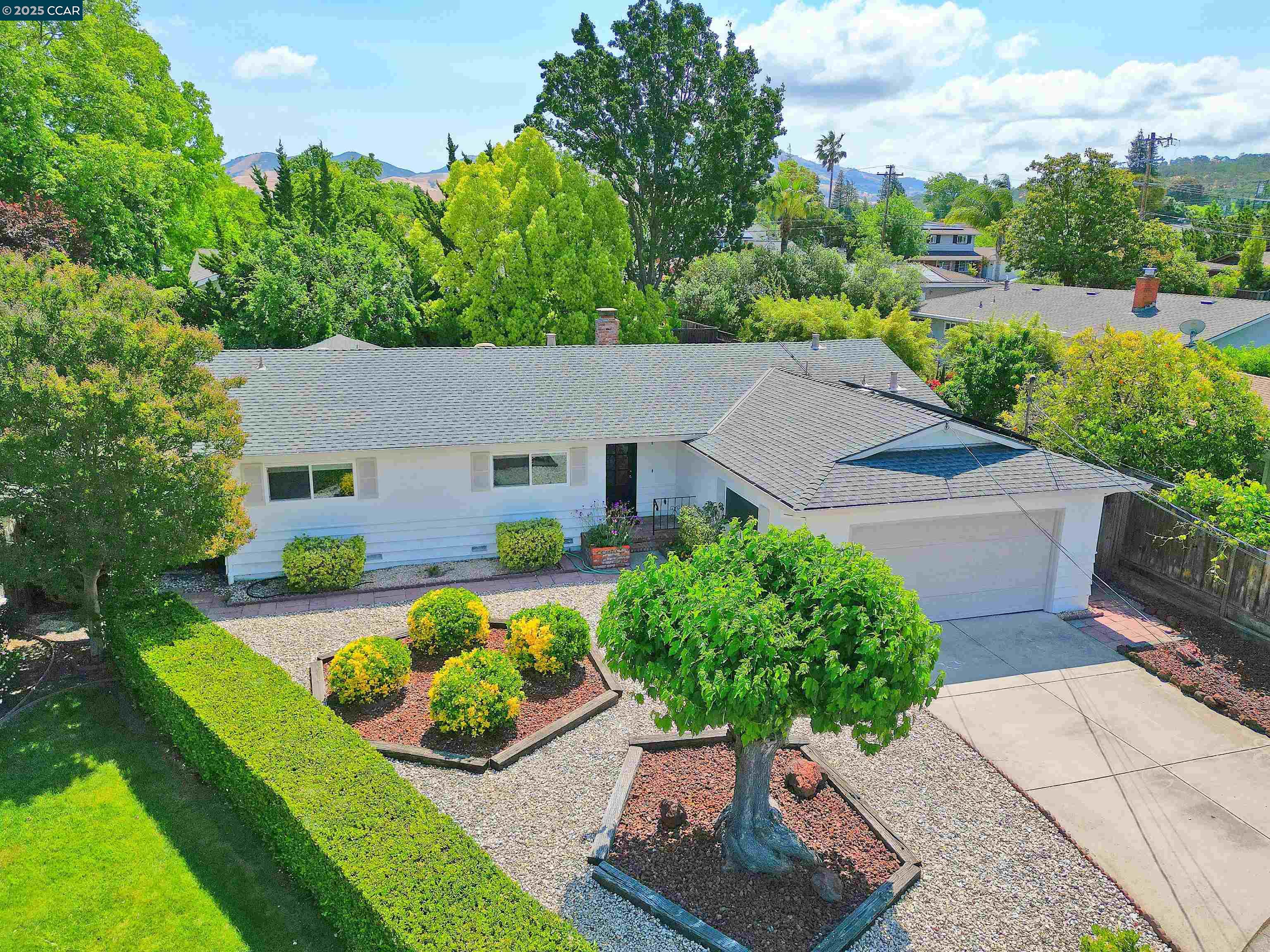 Detail Gallery Image 30 of 32 For 27 Alden Court, Walnut Creek,  CA 94598 - 4 Beds | 2 Baths