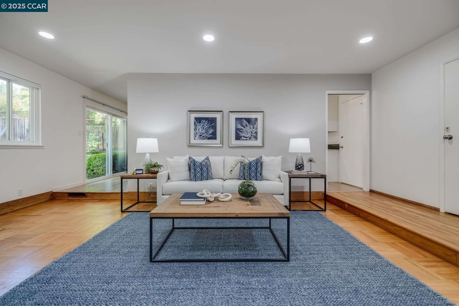 Detail Gallery Image 9 of 32 For 27 Alden Court, Walnut Creek,  CA 94598 - 4 Beds | 2 Baths