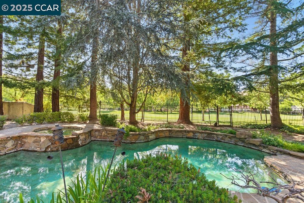 Detail Gallery Image 38 of 45 For 3094 Deer Meadow, Danville,  CA 94506-2135 - 4 Beds | 3 Baths