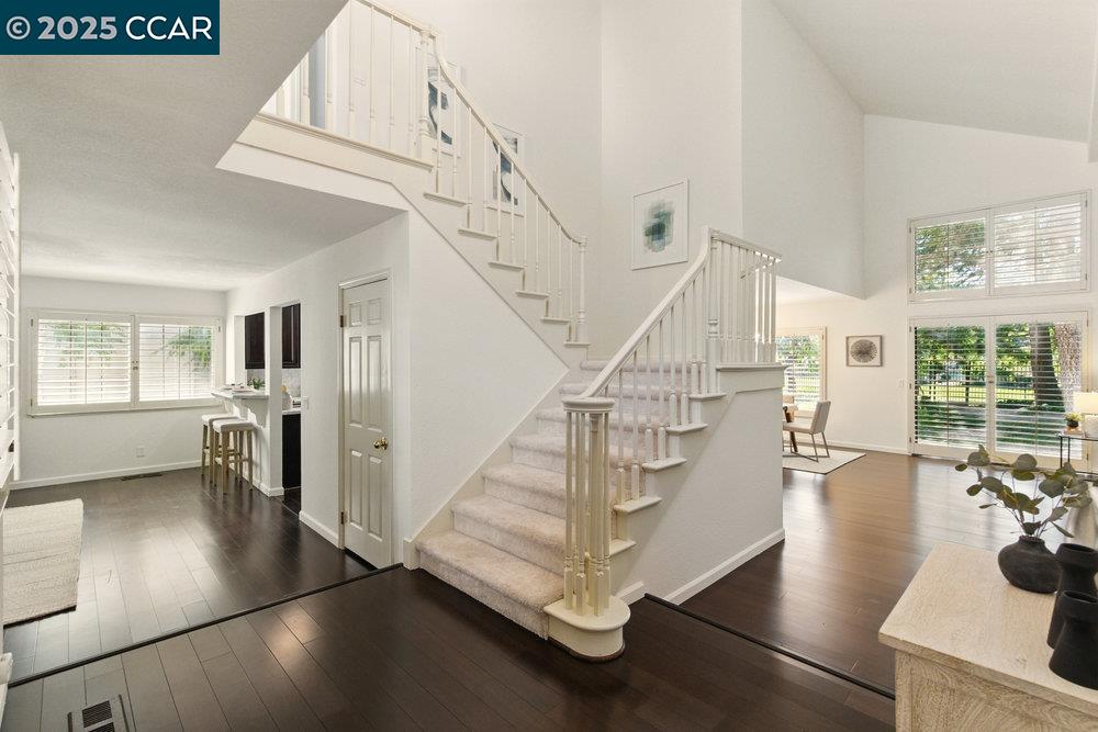 Detail Gallery Image 5 of 45 For 3094 Deer Meadow, Danville,  CA 94506-2135 - 4 Beds | 3 Baths