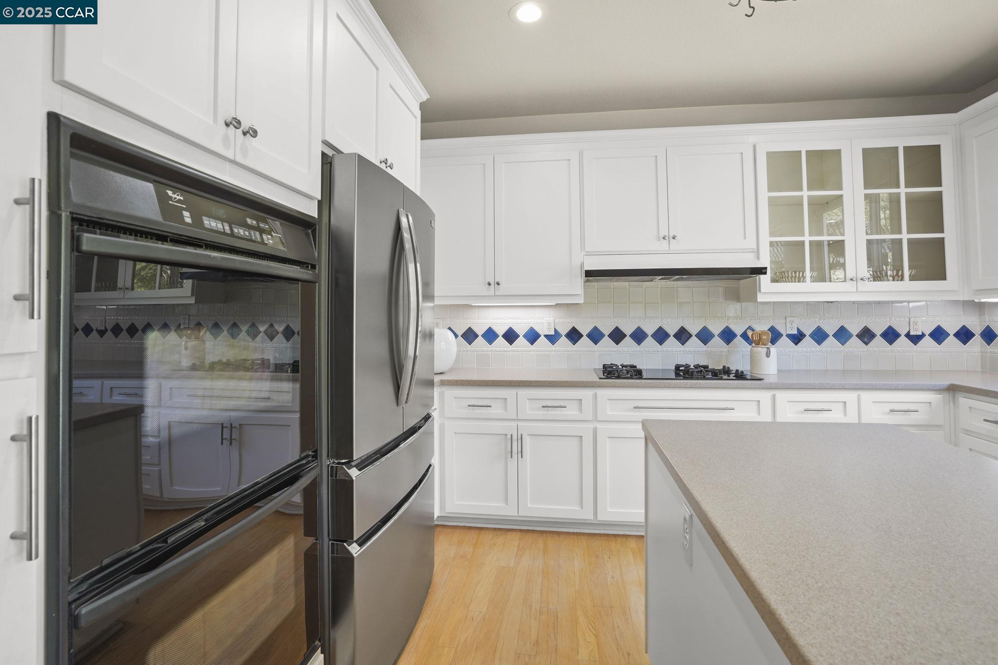 Detail Gallery Image 11 of 33 For 433 Iron Hill St, Pleasant Hill,  CA 94523 - 4 Beds | 2/1 Baths