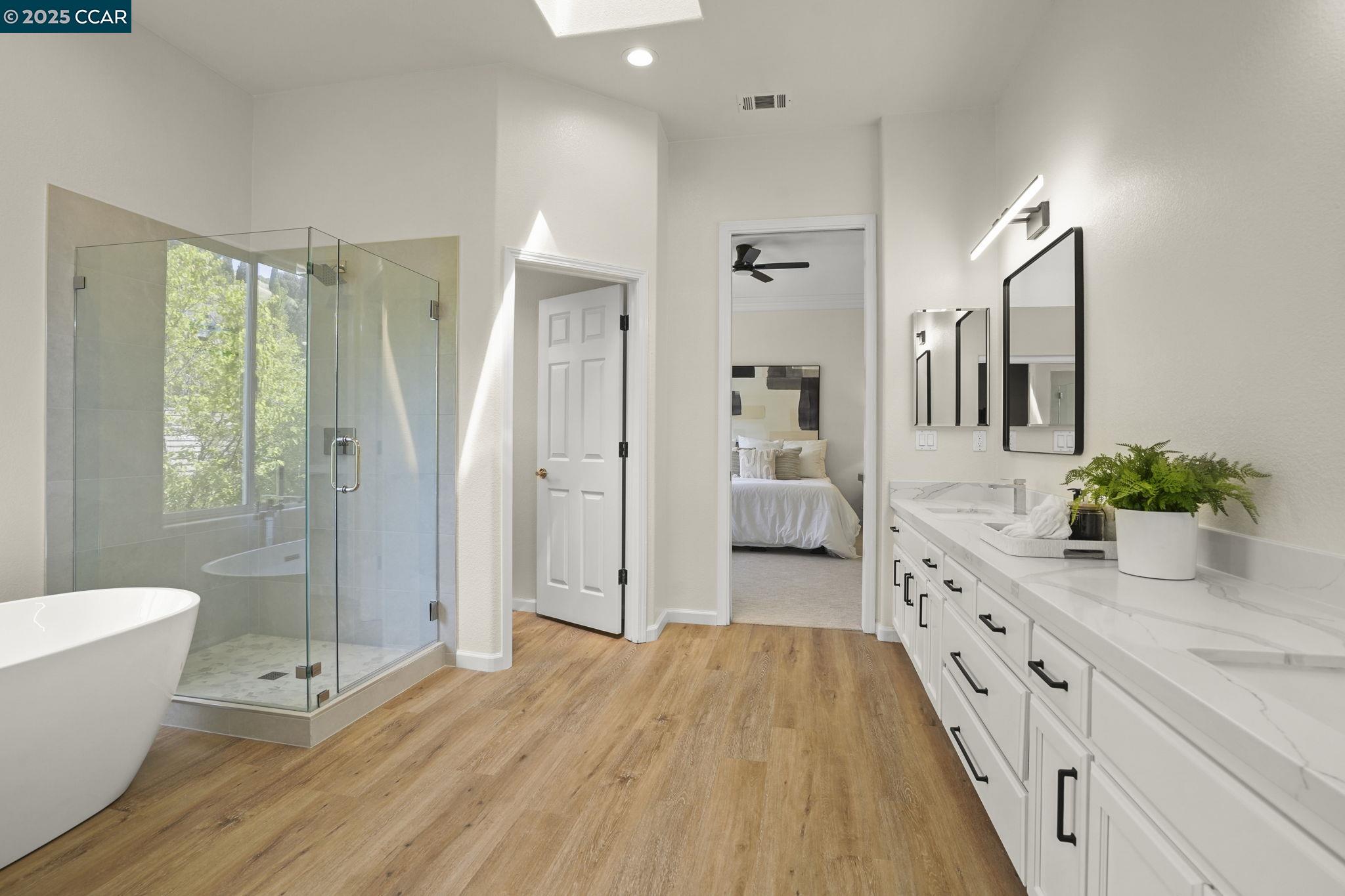 Detail Gallery Image 19 of 33 For 433 Iron Hill St, Pleasant Hill,  CA 94523 - 4 Beds | 2/1 Baths