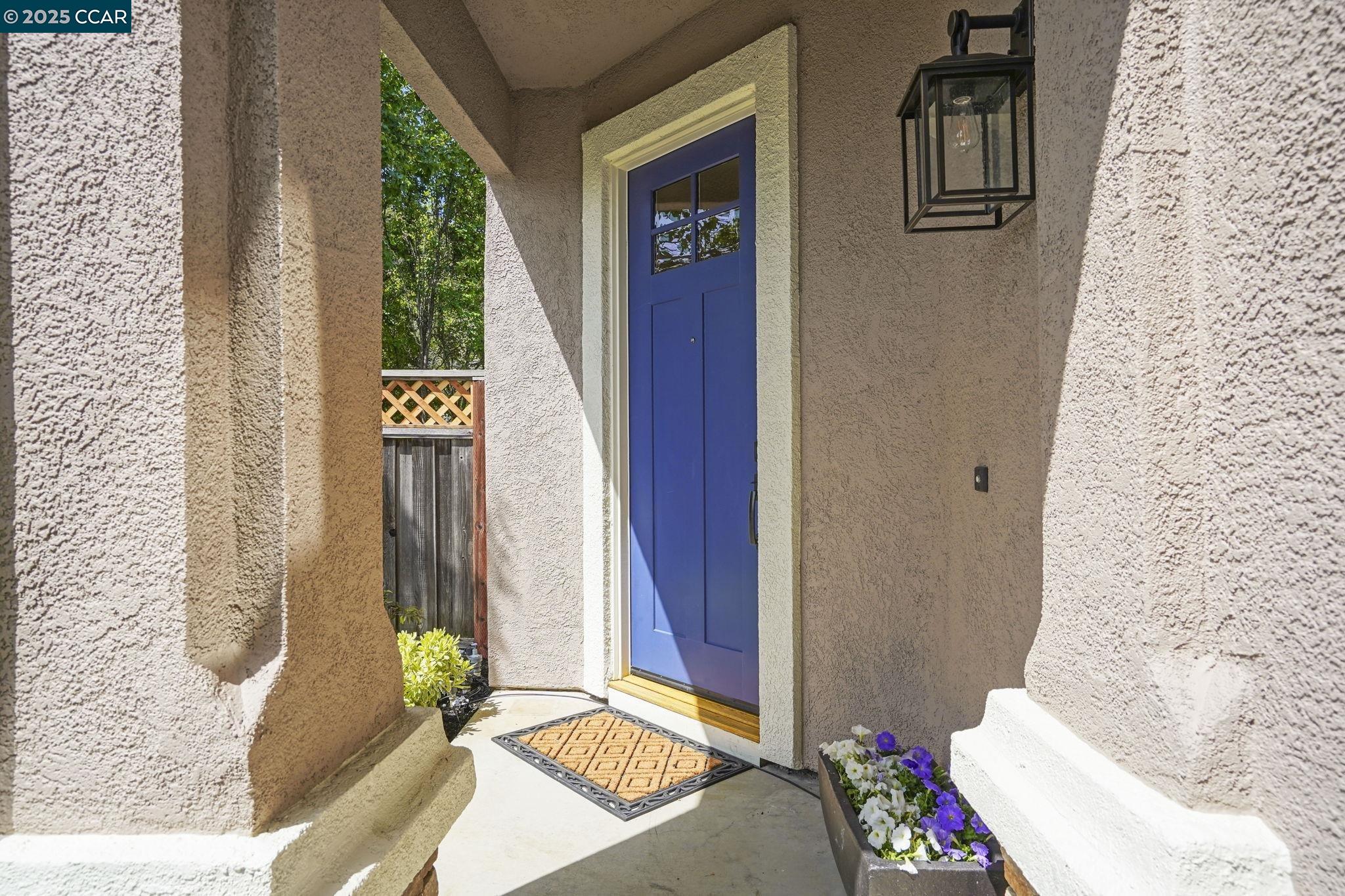 Detail Gallery Image 31 of 33 For 433 Iron Hill St, Pleasant Hill,  CA 94523 - 4 Beds | 2/1 Baths