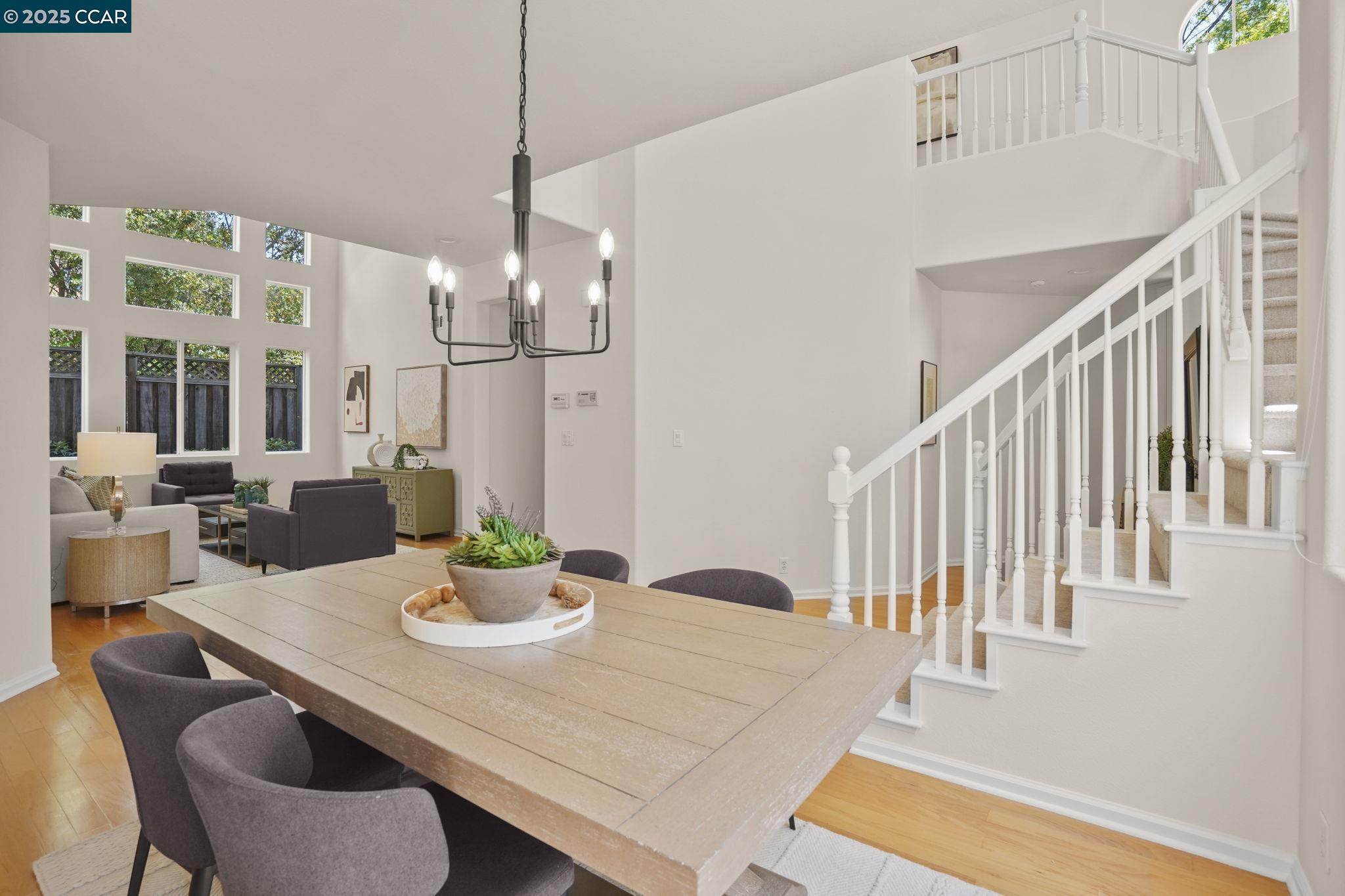 Detail Gallery Image 6 of 33 For 433 Iron Hill St, Pleasant Hill,  CA 94523 - 4 Beds | 2/1 Baths