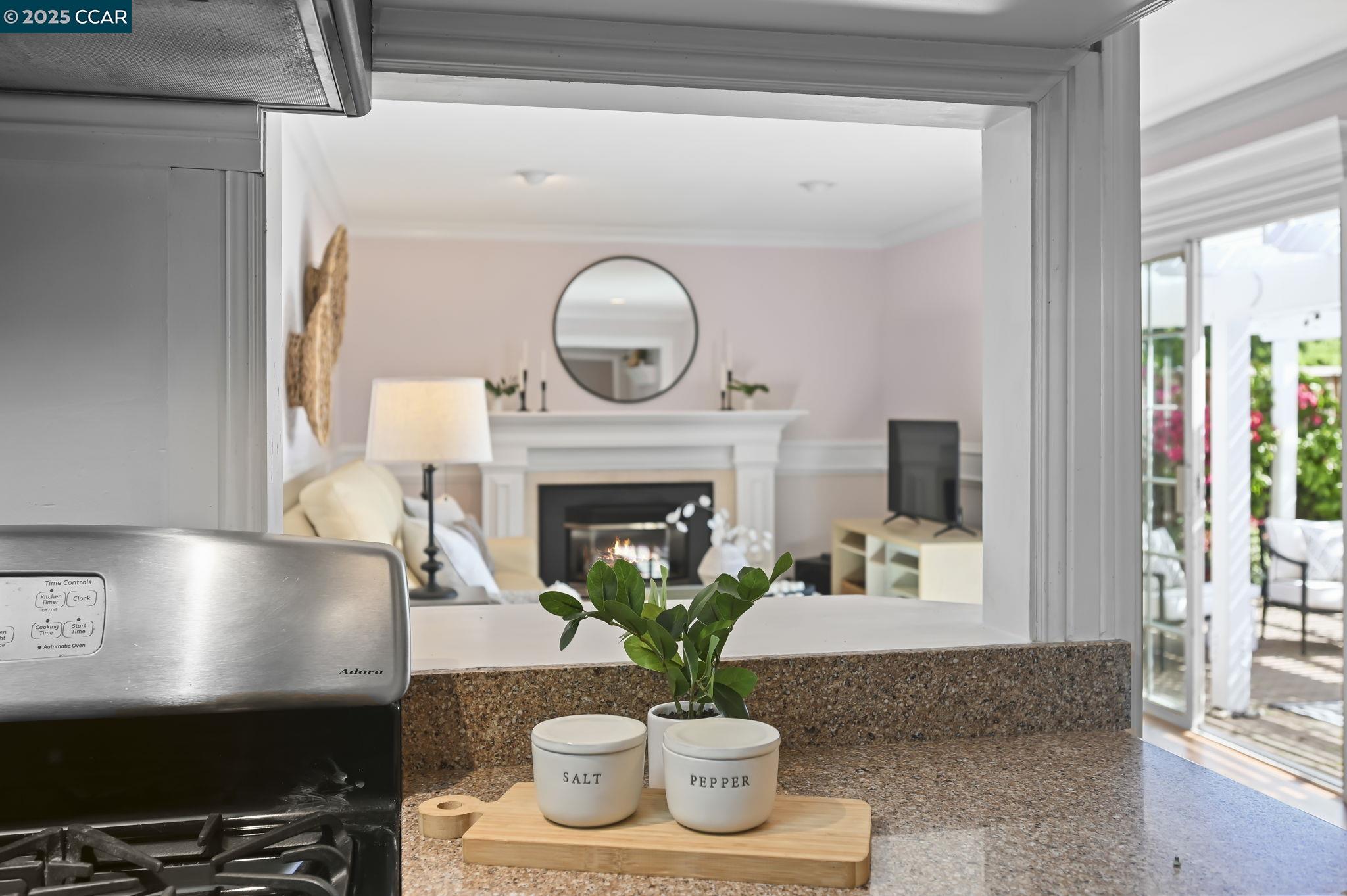 Detail Gallery Image 18 of 59 For 427 Dale Rd, Martinez,  CA 94553 - 3 Beds | 2 Baths