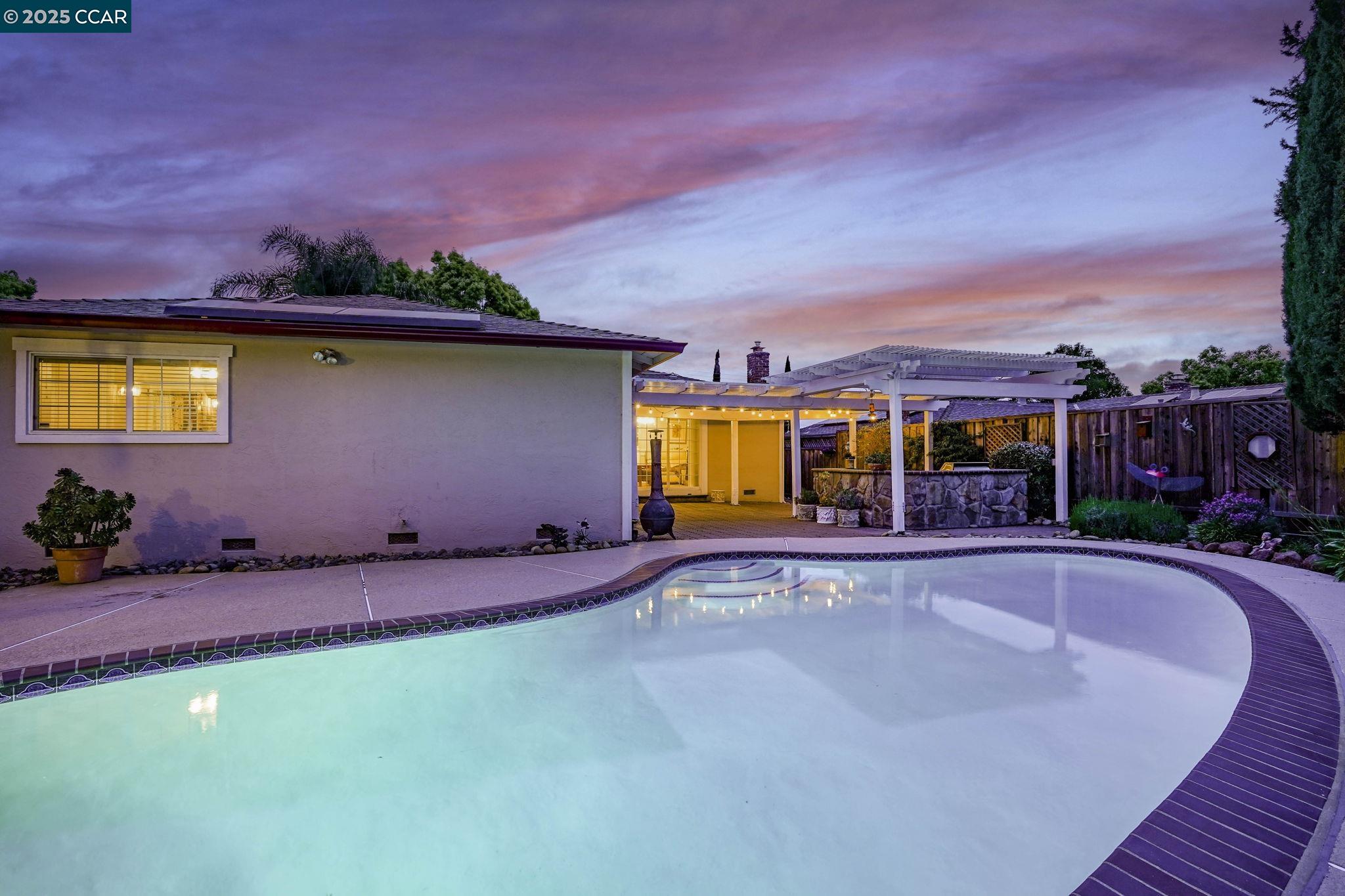 Detail Gallery Image 31 of 59 For 427 Dale Rd, Martinez,  CA 94553 - 3 Beds | 2 Baths