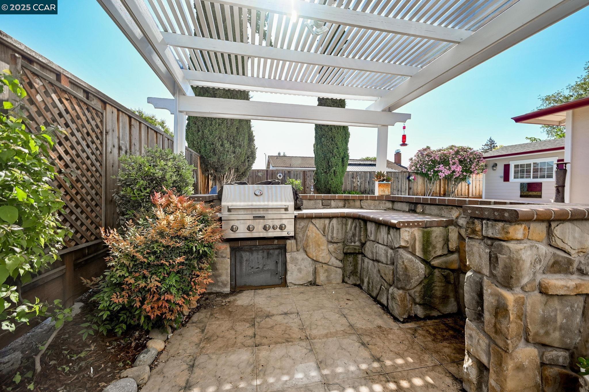 Detail Gallery Image 33 of 59 For 427 Dale Rd, Martinez,  CA 94553 - 3 Beds | 2 Baths