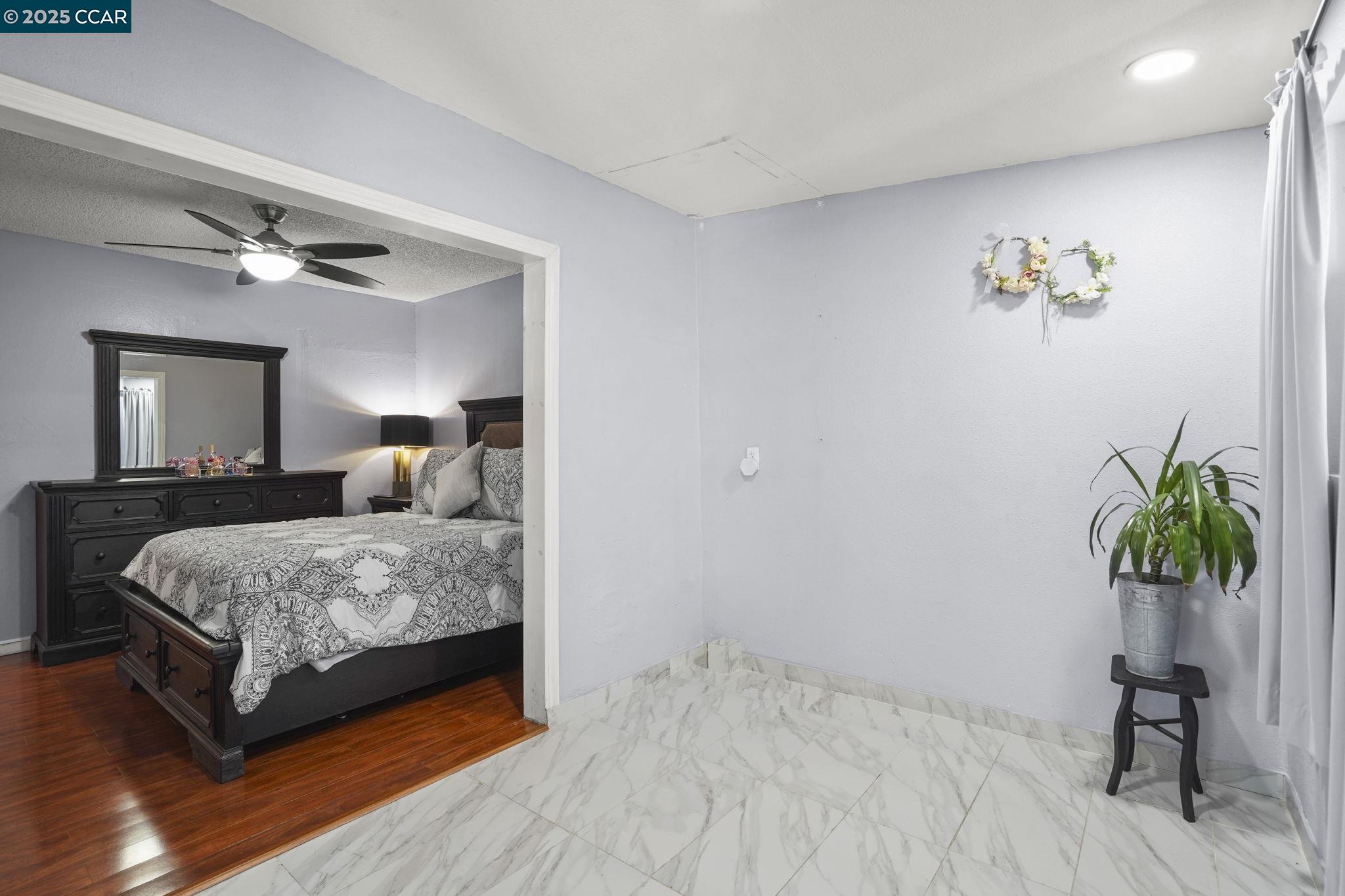 Detail Gallery Image 13 of 31 For 244 E Trident Dr, Pittsburg,  CA 94565 - 4 Beds | 2 Baths