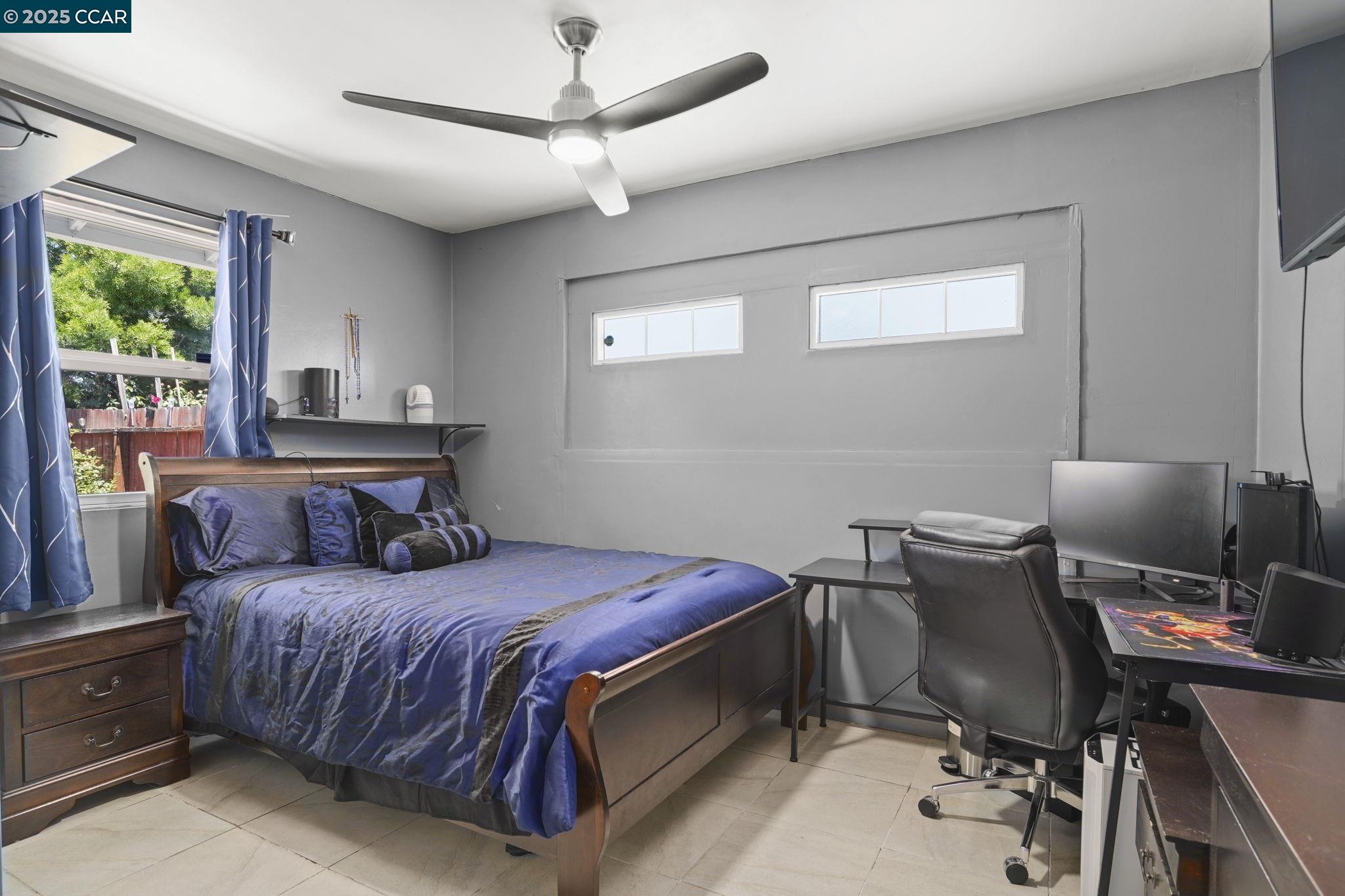 Detail Gallery Image 19 of 31 For 244 E Trident Dr, Pittsburg,  CA 94565 - 4 Beds | 2 Baths