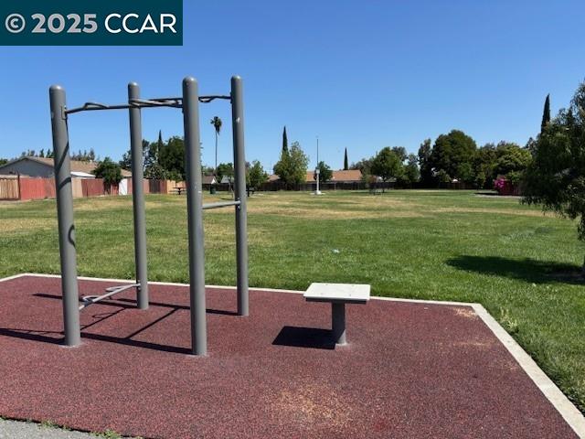 Detail Gallery Image 31 of 31 For 244 E Trident Dr, Pittsburg,  CA 94565 - 4 Beds | 2 Baths