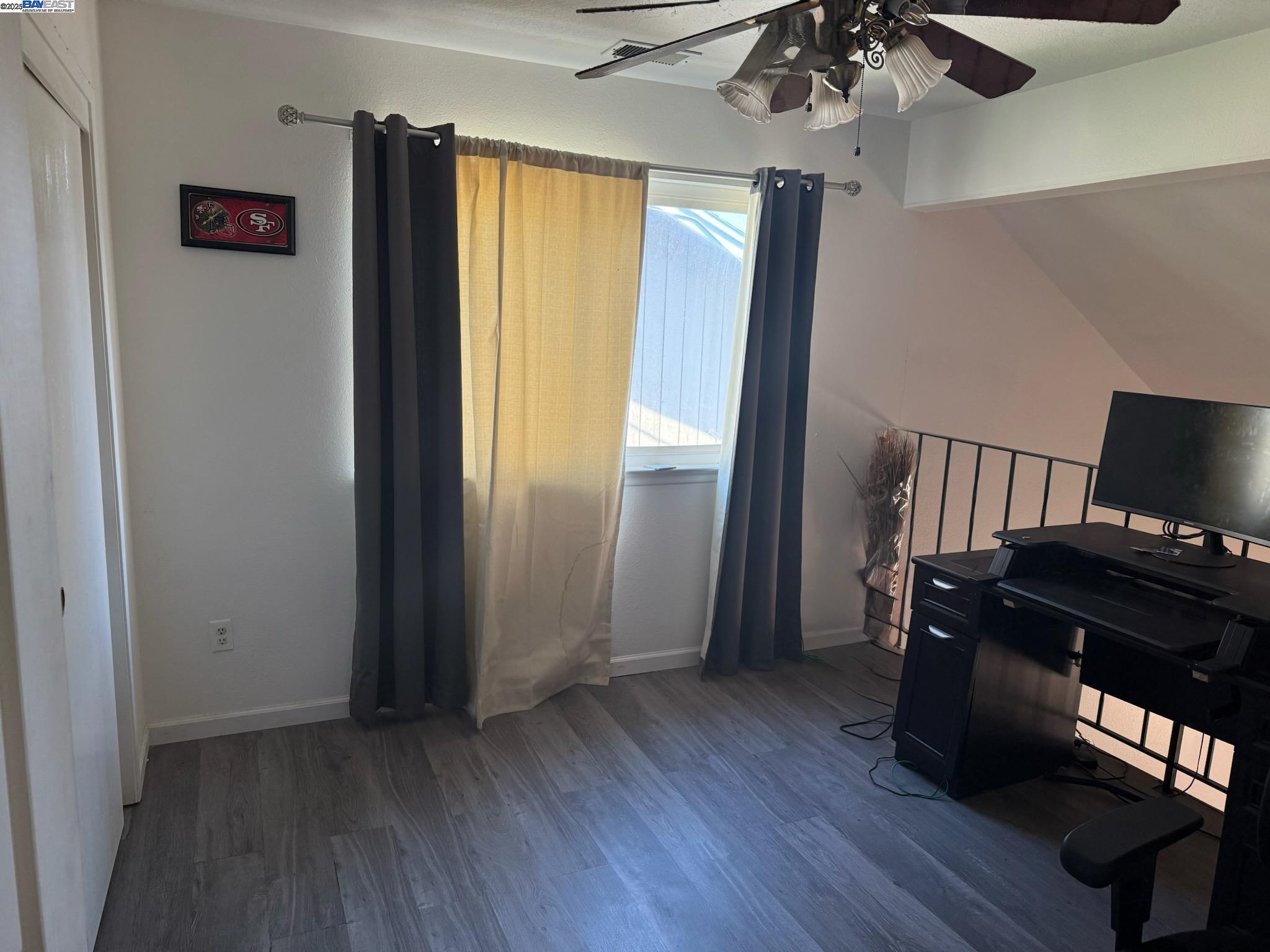 Detail Gallery Image 11 of 13 For 1625 Laramie Way, Stockton,  CA 95209-1365 - 3 Beds | 2/1 Baths