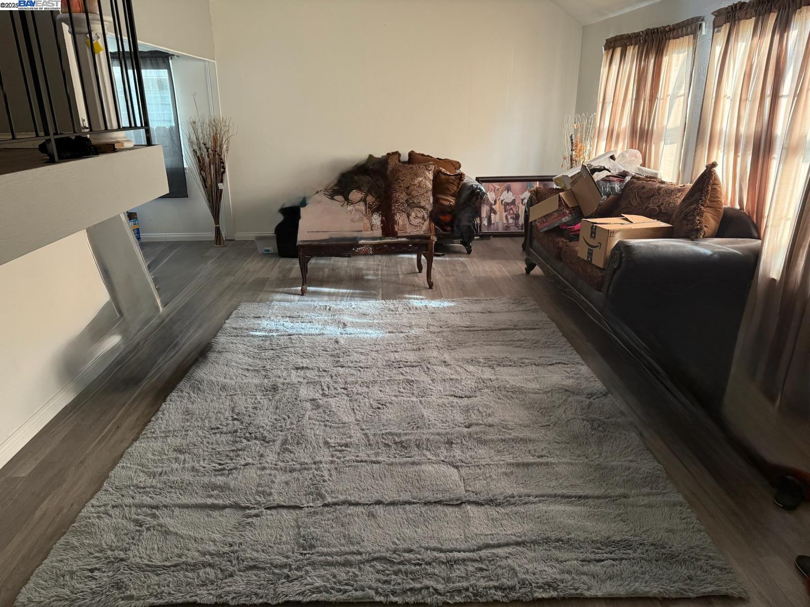 Detail Gallery Image 5 of 13 For 1625 Laramie Way, Stockton,  CA 95209-1365 - 3 Beds | 2/1 Baths