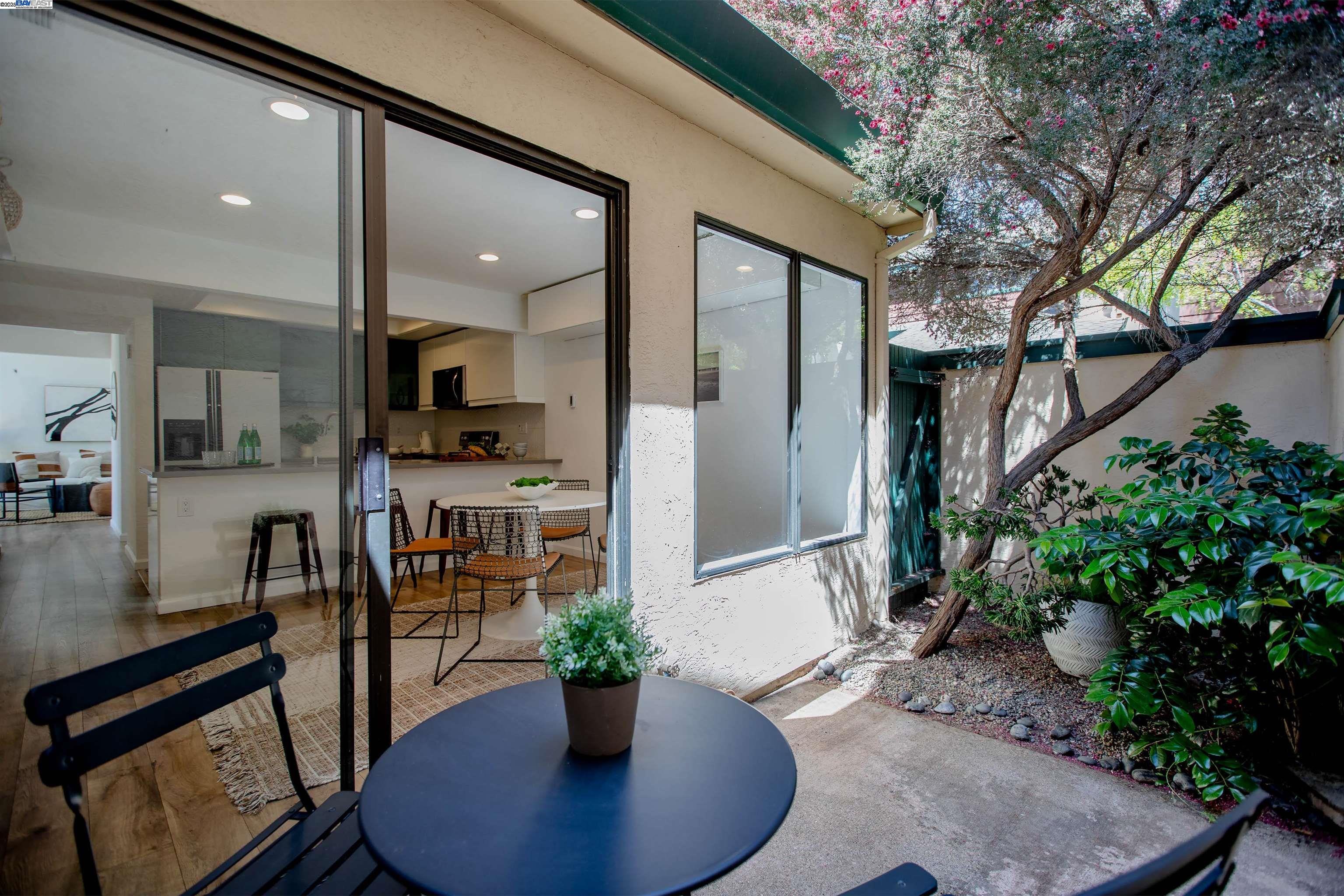 Detail Gallery Image 20 of 50 For 801 Ironwood Rd, Alameda,  CA 94502 - 3 Beds | 2/1 Baths