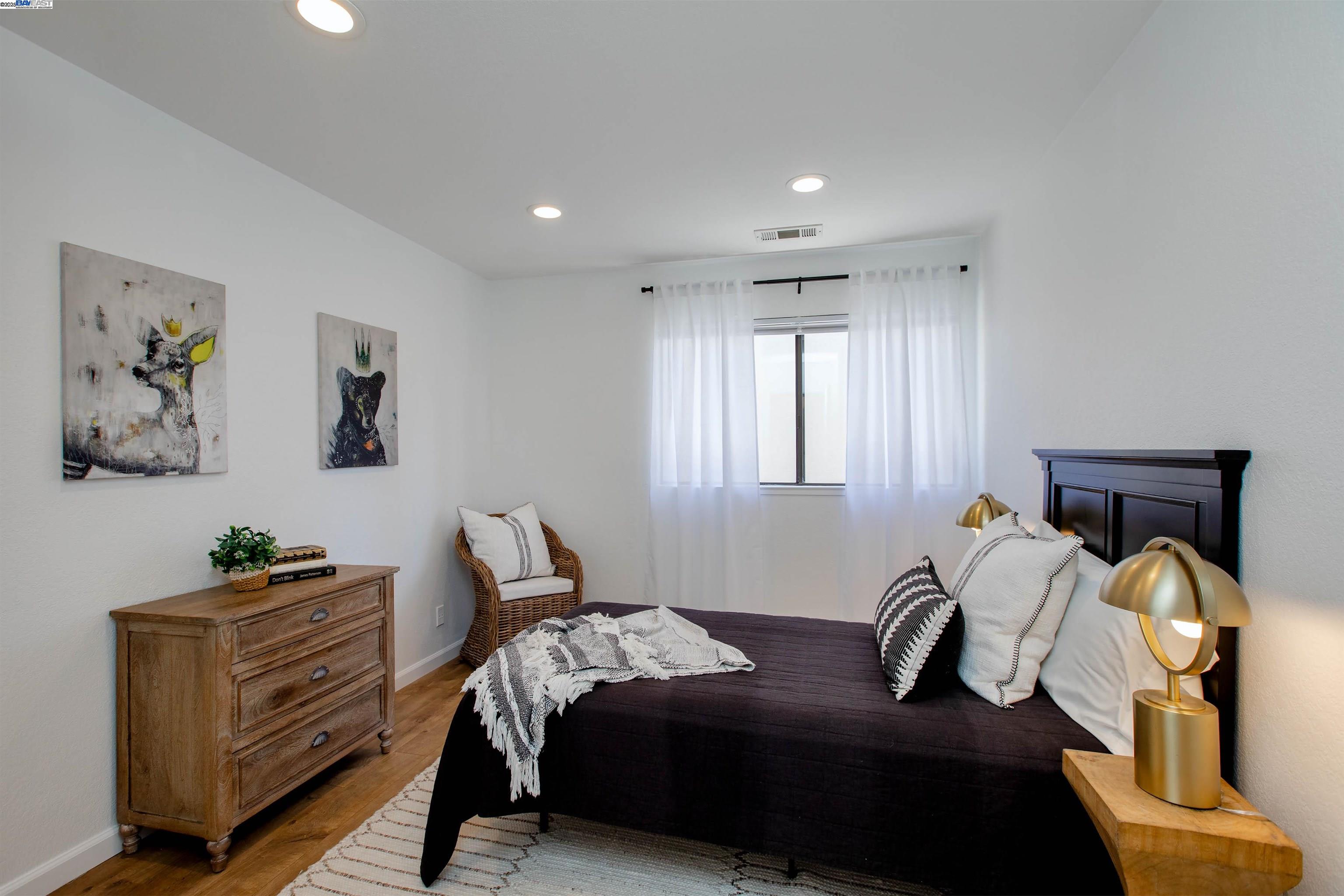 Detail Gallery Image 35 of 50 For 801 Ironwood Rd, Alameda,  CA 94502 - 3 Beds | 2/1 Baths