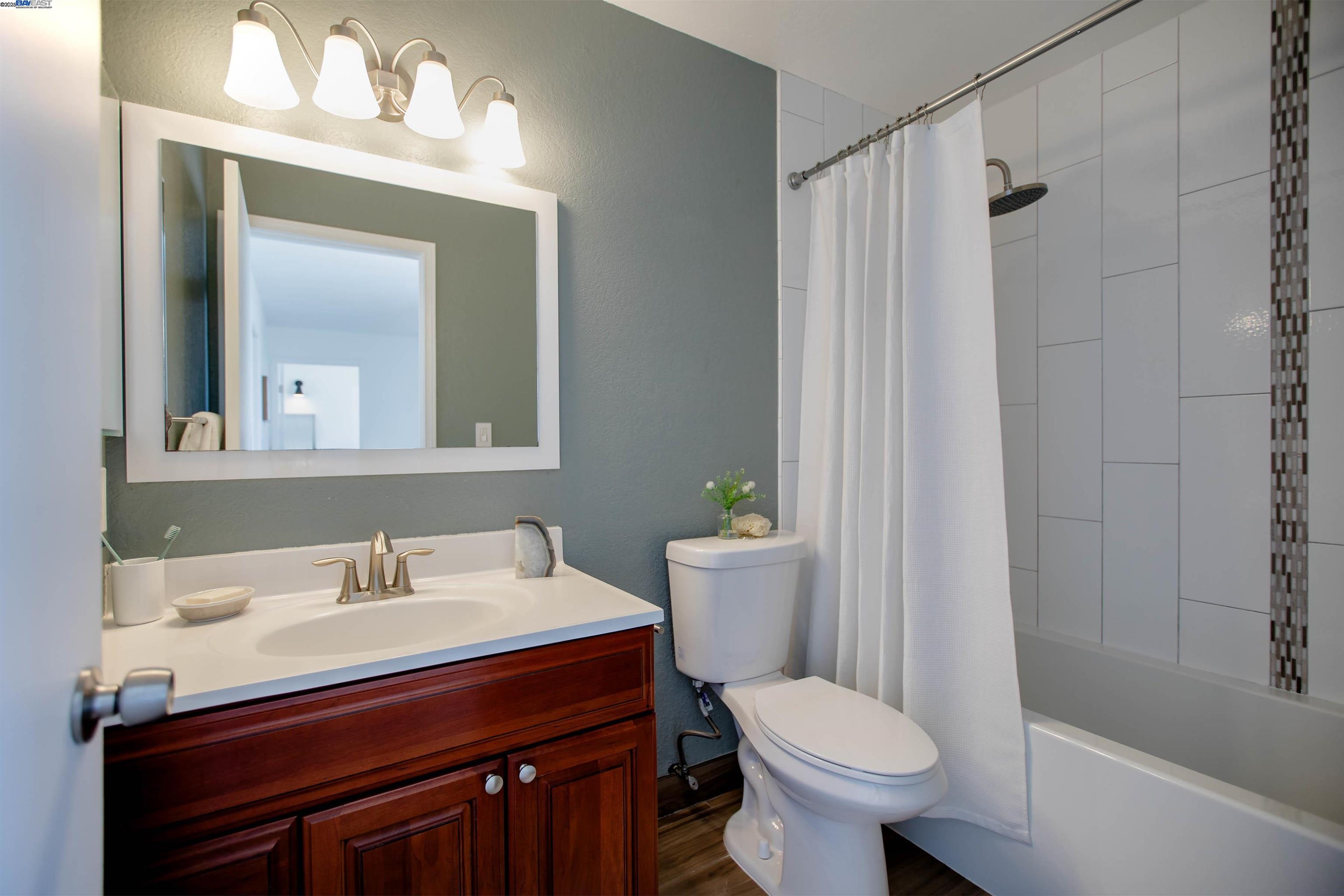 Detail Gallery Image 37 of 50 For 801 Ironwood Rd, Alameda,  CA 94502 - 3 Beds | 2/1 Baths