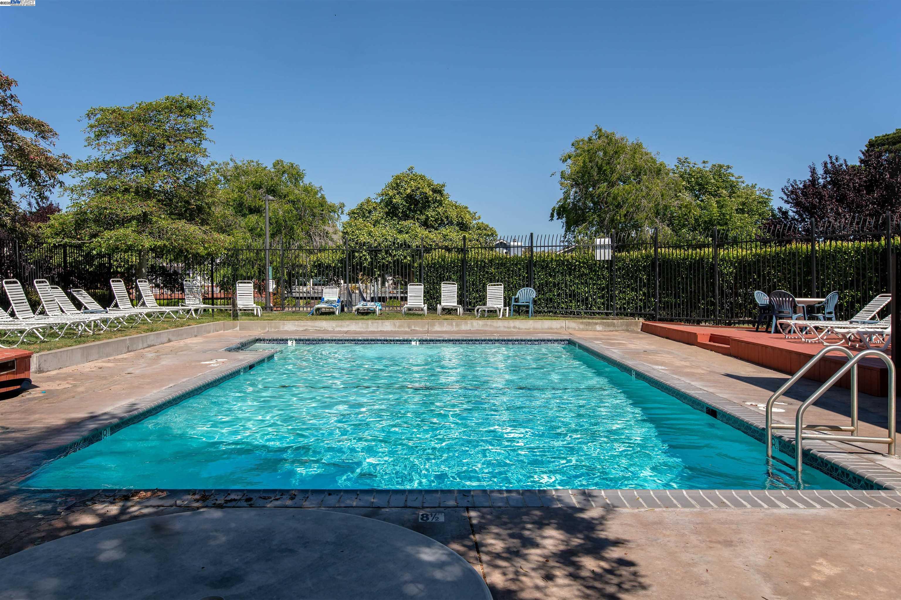 Detail Gallery Image 40 of 50 For 801 Ironwood Rd, Alameda,  CA 94502 - 3 Beds | 2/1 Baths
