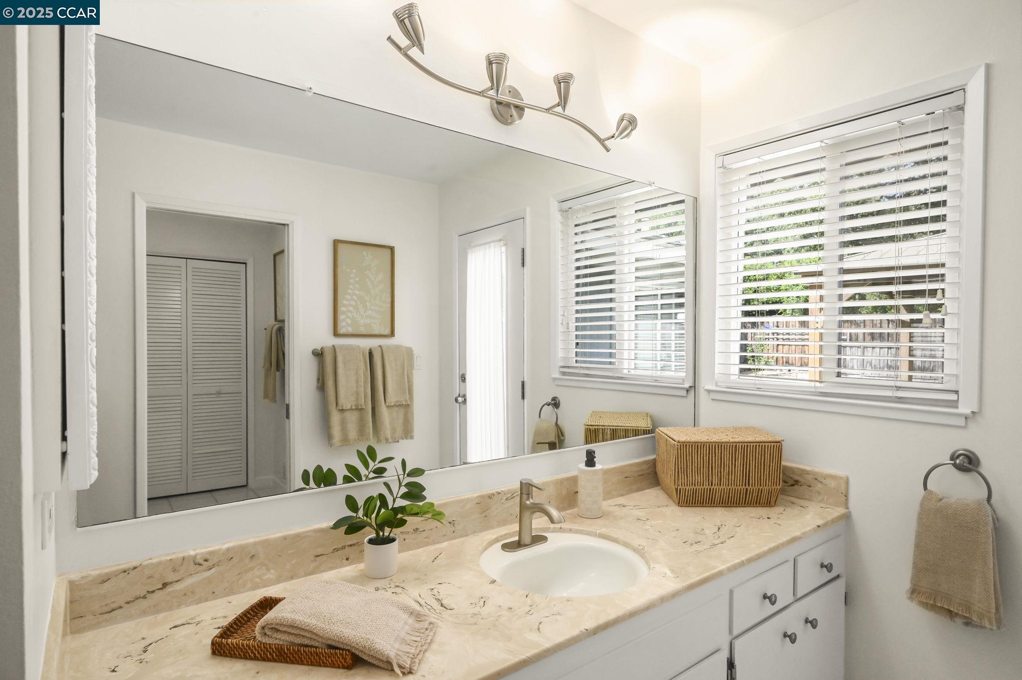 Detail Gallery Image 20 of 30 For 132 Ready Rd, Walnut Creek,  CA 94598 - 5 Beds | 2/1 Baths