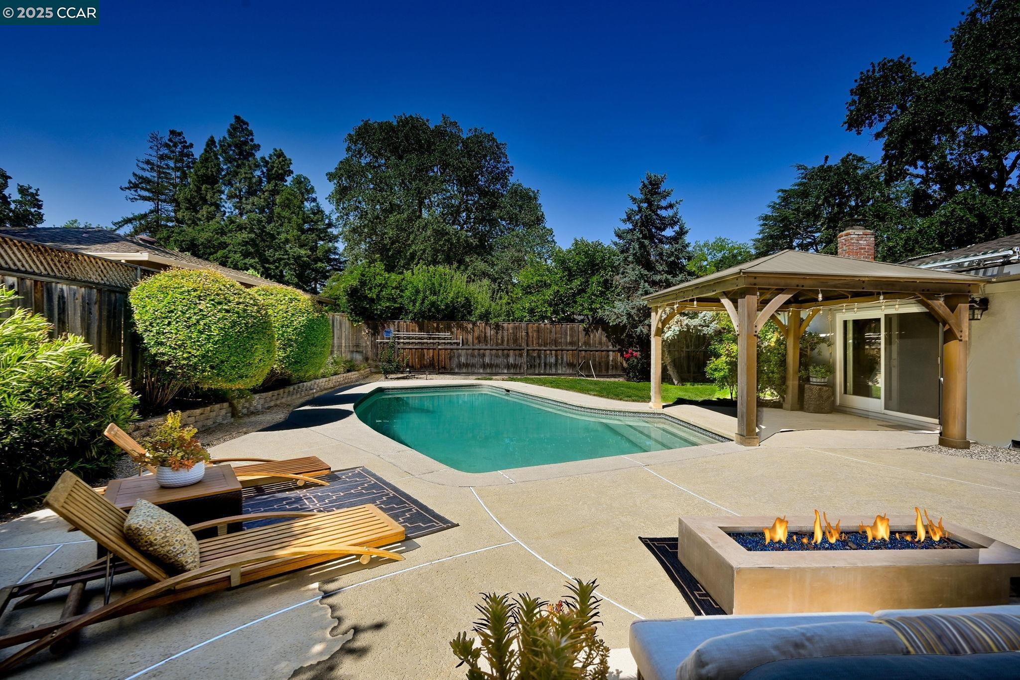 Detail Gallery Image 28 of 30 For 132 Ready Rd, Walnut Creek,  CA 94598 - 5 Beds | 2/1 Baths