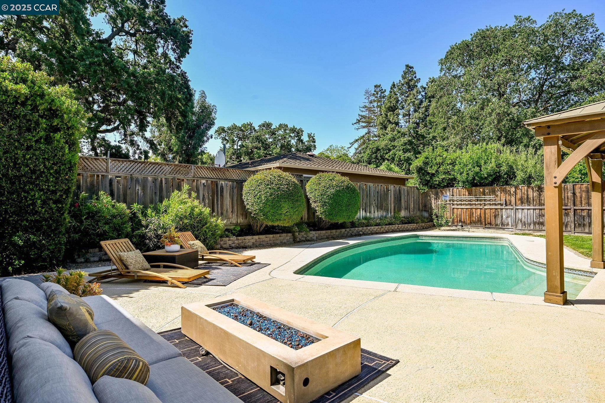 Detail Gallery Image 29 of 30 For 132 Ready Rd, Walnut Creek,  CA 94598 - 5 Beds | 2/1 Baths