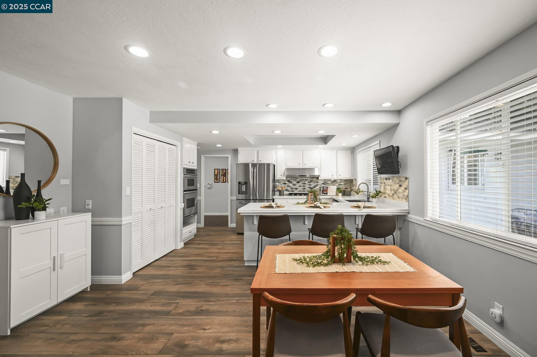 Detail Gallery Image 8 of 30 For 132 Ready Rd, Walnut Creek,  CA 94598 - 5 Beds | 2/1 Baths