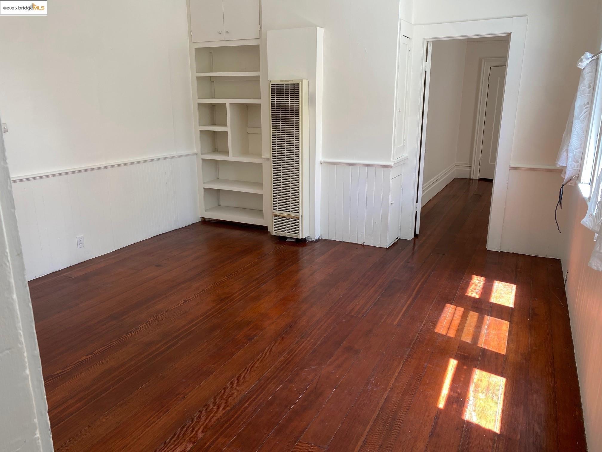 Detail Gallery Image 14 of 23 For 1213 Park Ave, Alameda,  CA 94501 - – Beds | – Baths