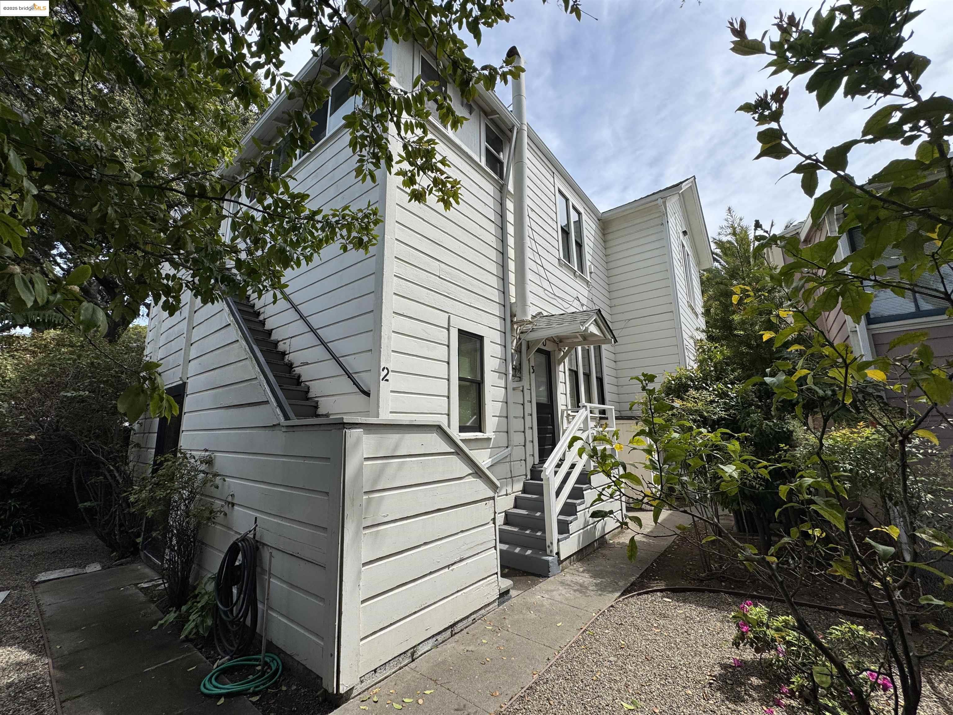 Detail Gallery Image 7 of 23 For 1213 Park Ave, Alameda,  CA 94501 - – Beds | – Baths