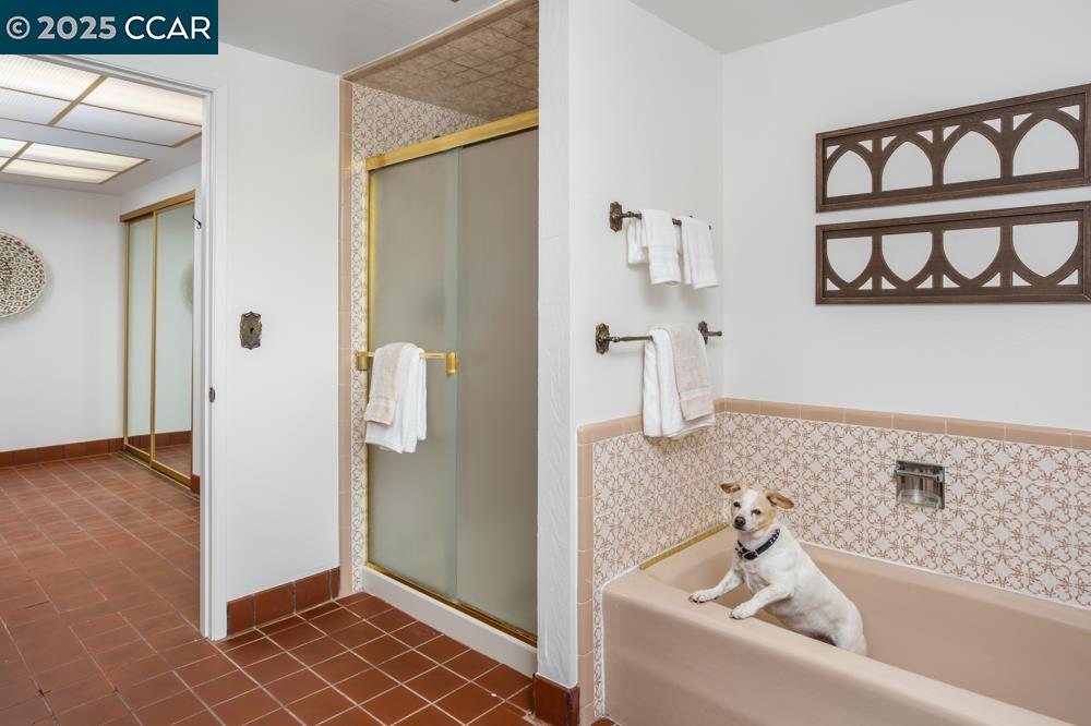 Detail Gallery Image 10 of 19 For 244 Ivy Dr, Orinda,  CA 94563 - 4 Beds | 3 Baths