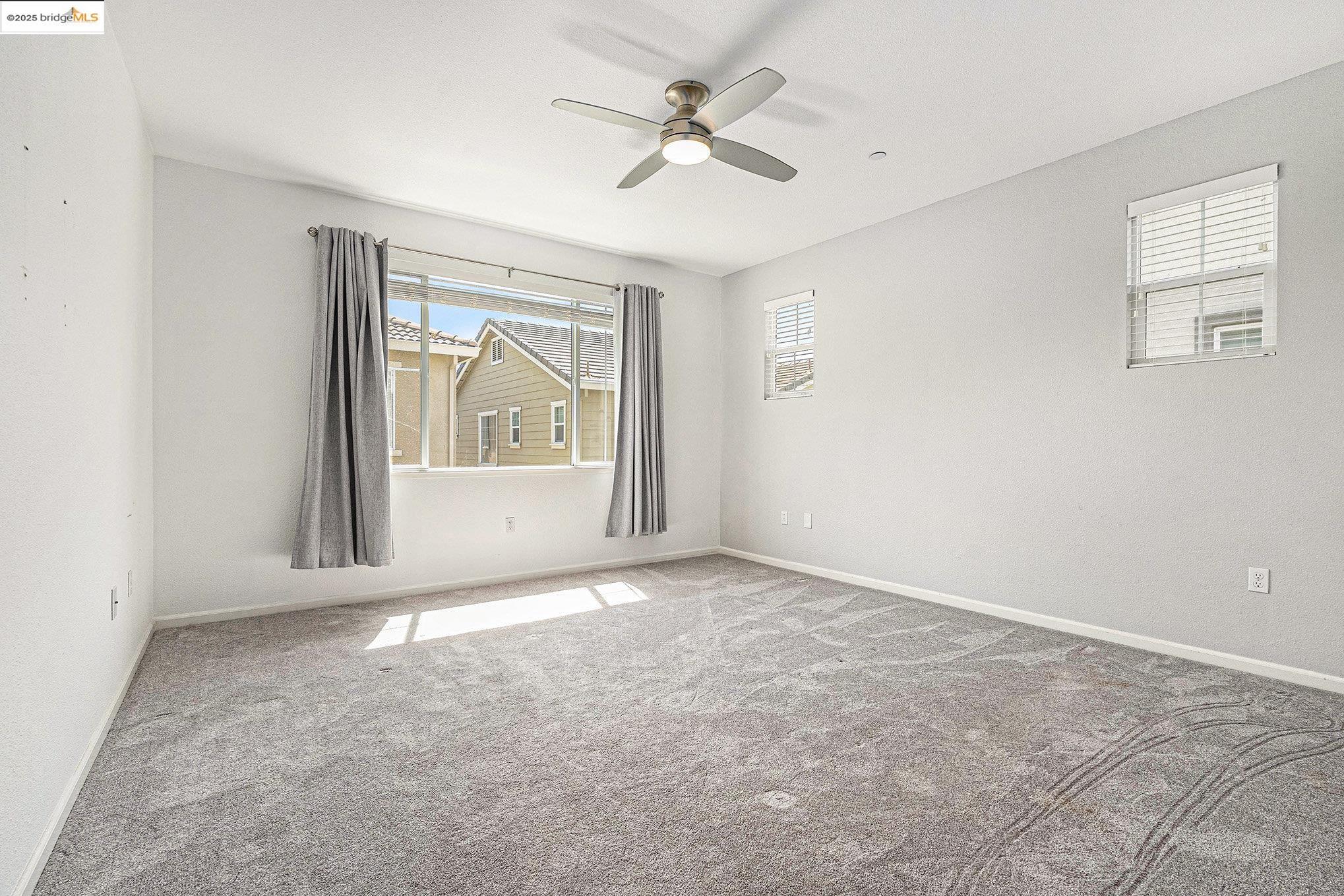 Detail Gallery Image 11 of 22 For 61 Halsey Ct, Pittsburg,  CA 94565 - 4 Beds | 2/1 Baths