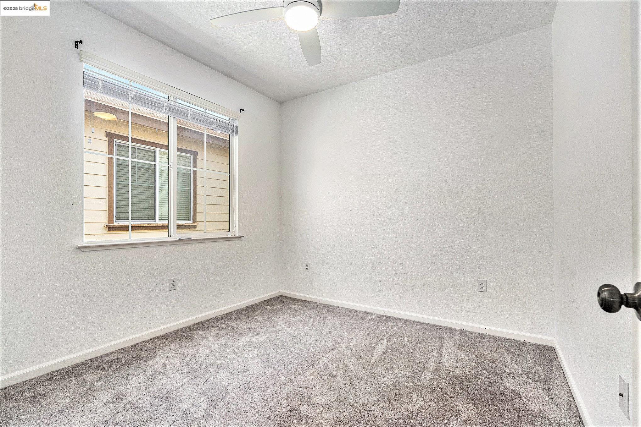 Detail Gallery Image 16 of 22 For 61 Halsey Ct, Pittsburg,  CA 94565 - 4 Beds | 2/1 Baths