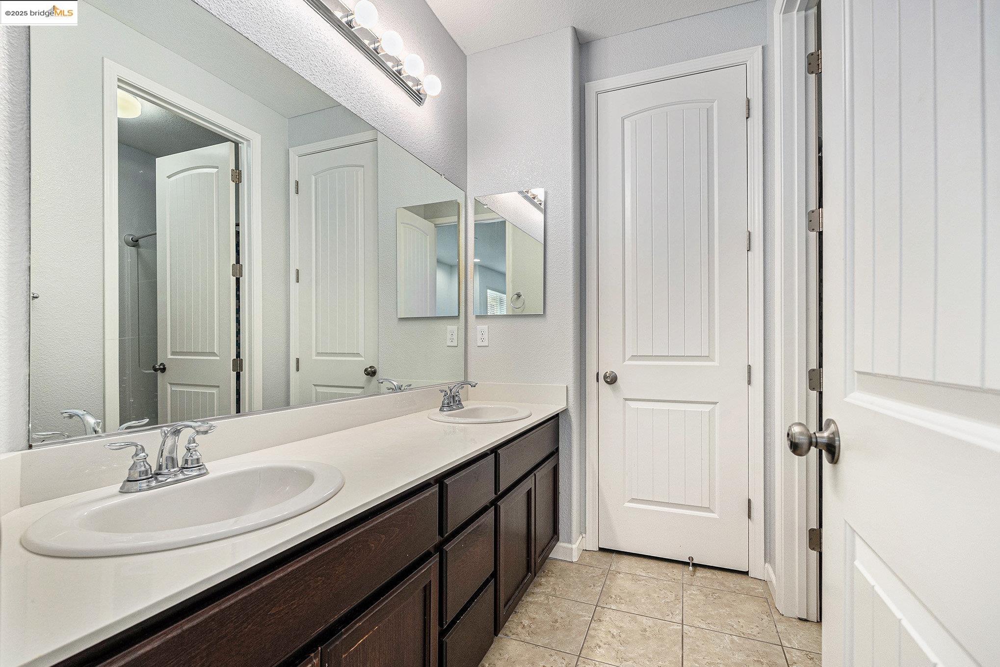 Detail Gallery Image 19 of 22 For 61 Halsey Ct, Pittsburg,  CA 94565 - 4 Beds | 2/1 Baths