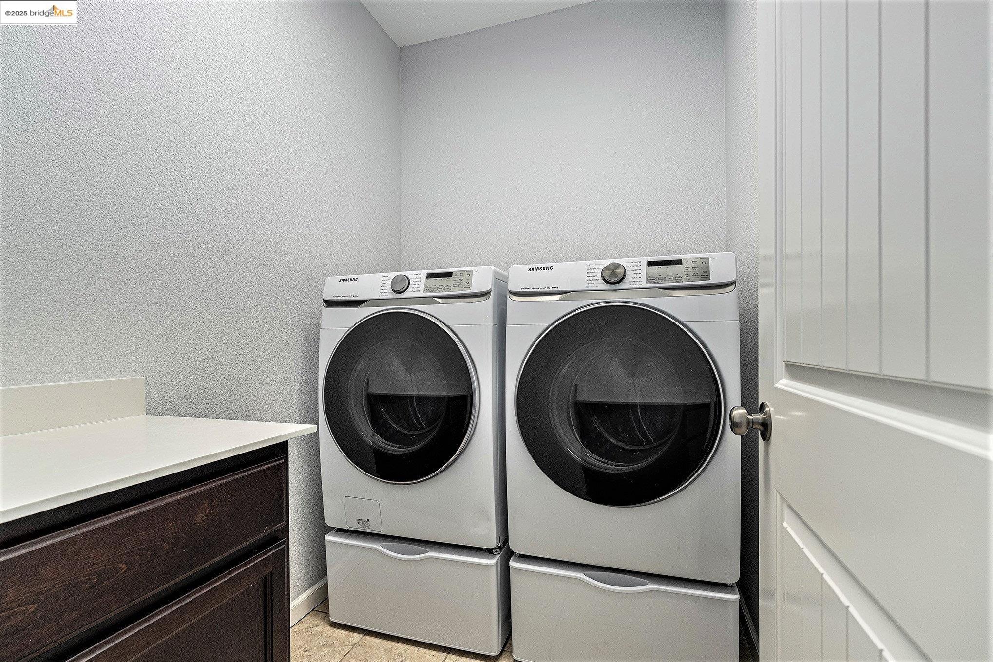 Detail Gallery Image 26 of 28 For 61 Halsey Ct, Pittsburg,  CA 94565 - 4 Beds | 2/1 Baths