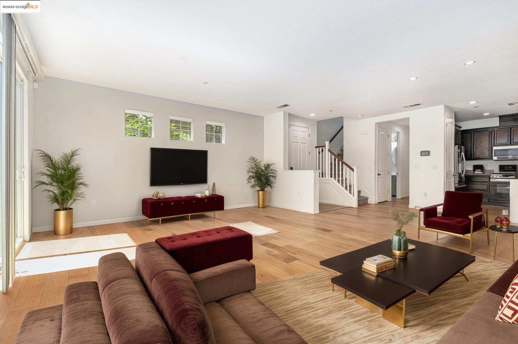 Detail Gallery Image 9 of 28 For 61 Halsey Ct, Pittsburg,  CA 94565 - 4 Beds | 2/1 Baths