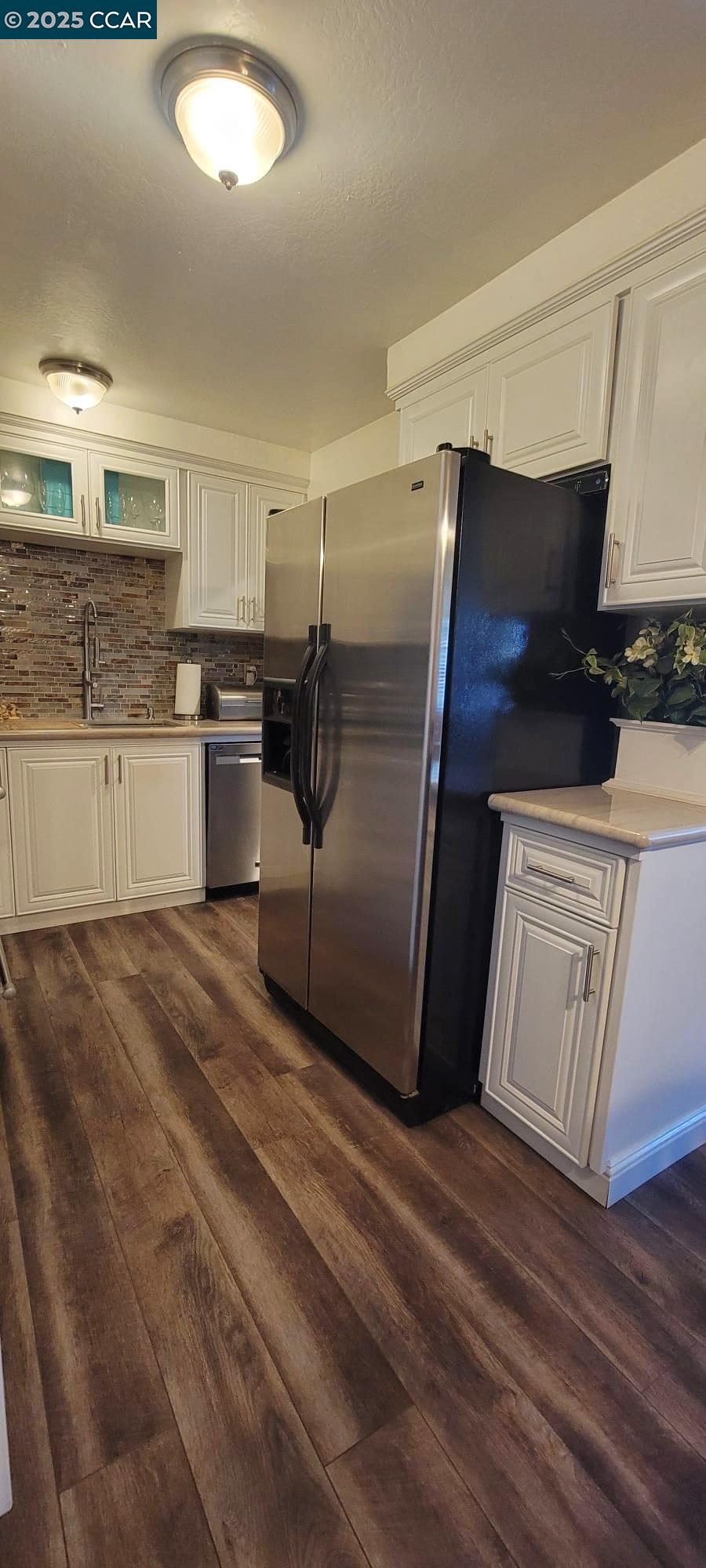 Photo #9: 41098127 Listing: Photo #9