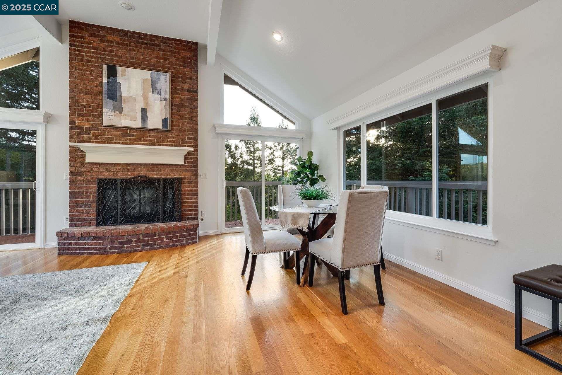 Detail Gallery Image 14 of 54 For 9 Irvine Drive, Moraga,  CA 94556 - 4 Beds | 2/1 Baths