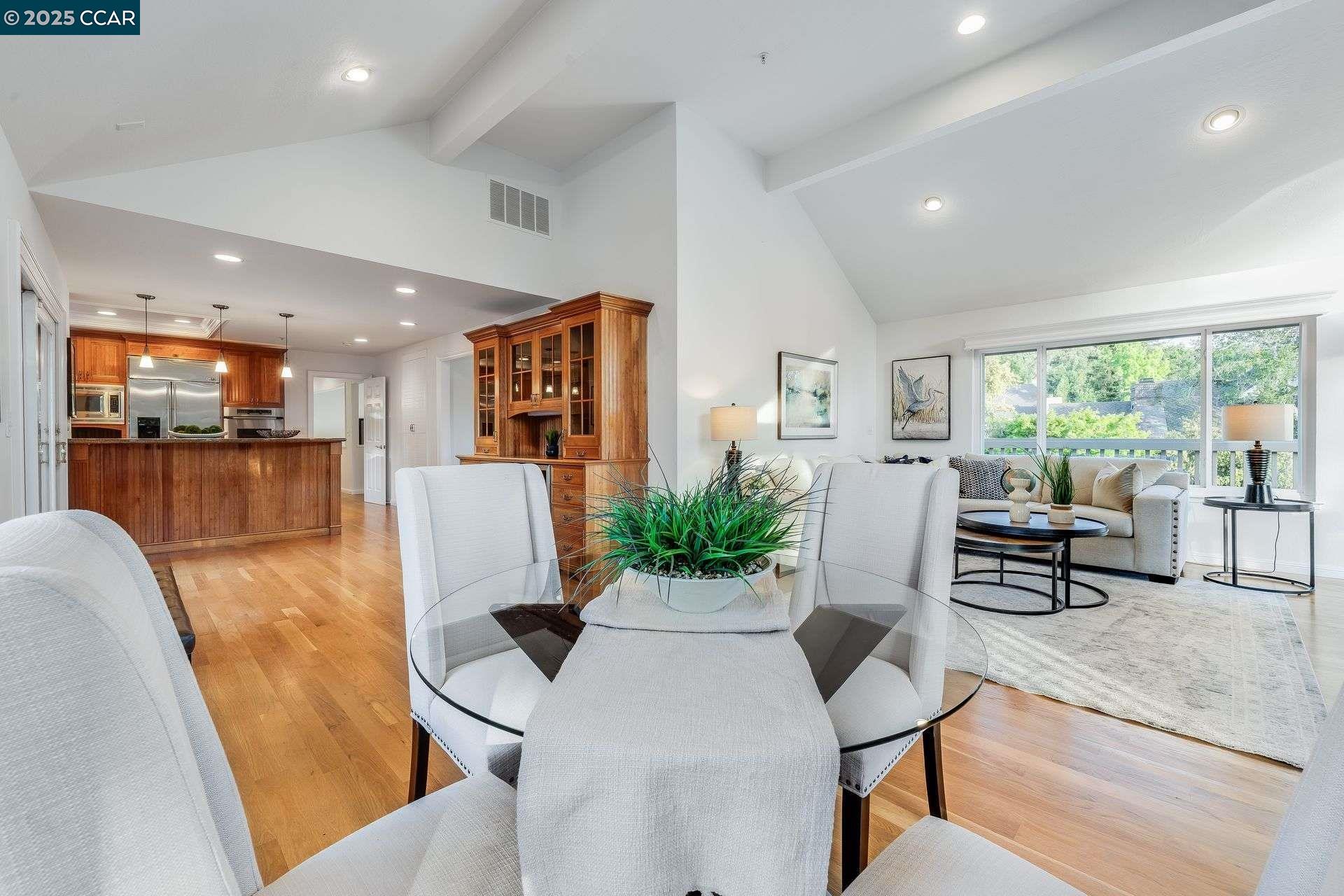 Detail Gallery Image 16 of 54 For 9 Irvine Drive, Moraga,  CA 94556 - 4 Beds | 2/1 Baths