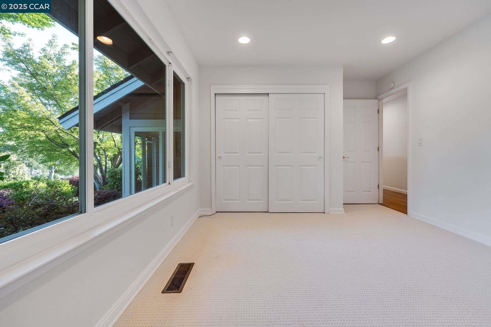 Detail Gallery Image 36 of 54 For 9 Irvine Drive, Moraga,  CA 94556 - 4 Beds | 2/1 Baths