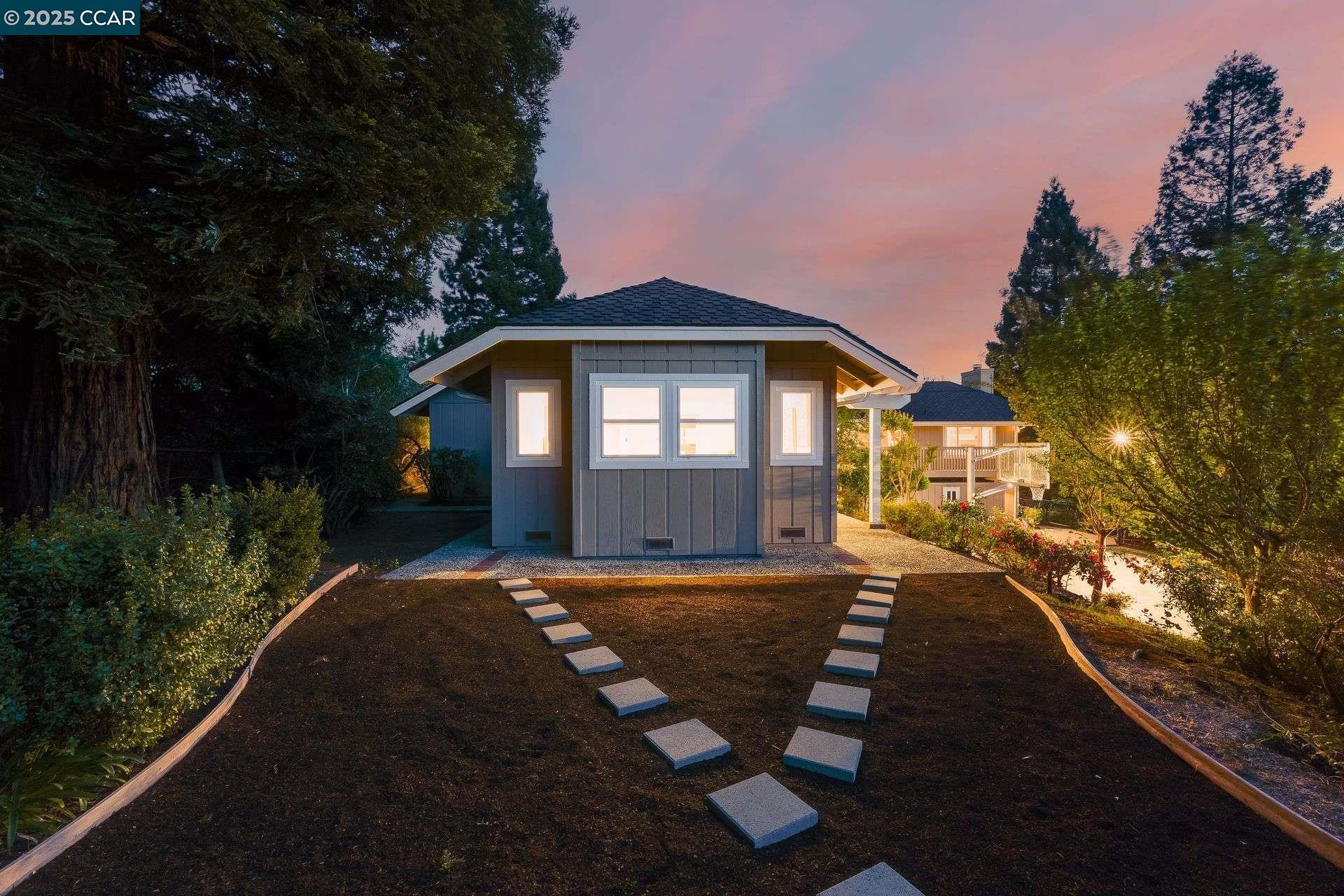 Detail Gallery Image 47 of 54 For 9 Irvine Drive, Moraga,  CA 94556 - 4 Beds | 2/1 Baths