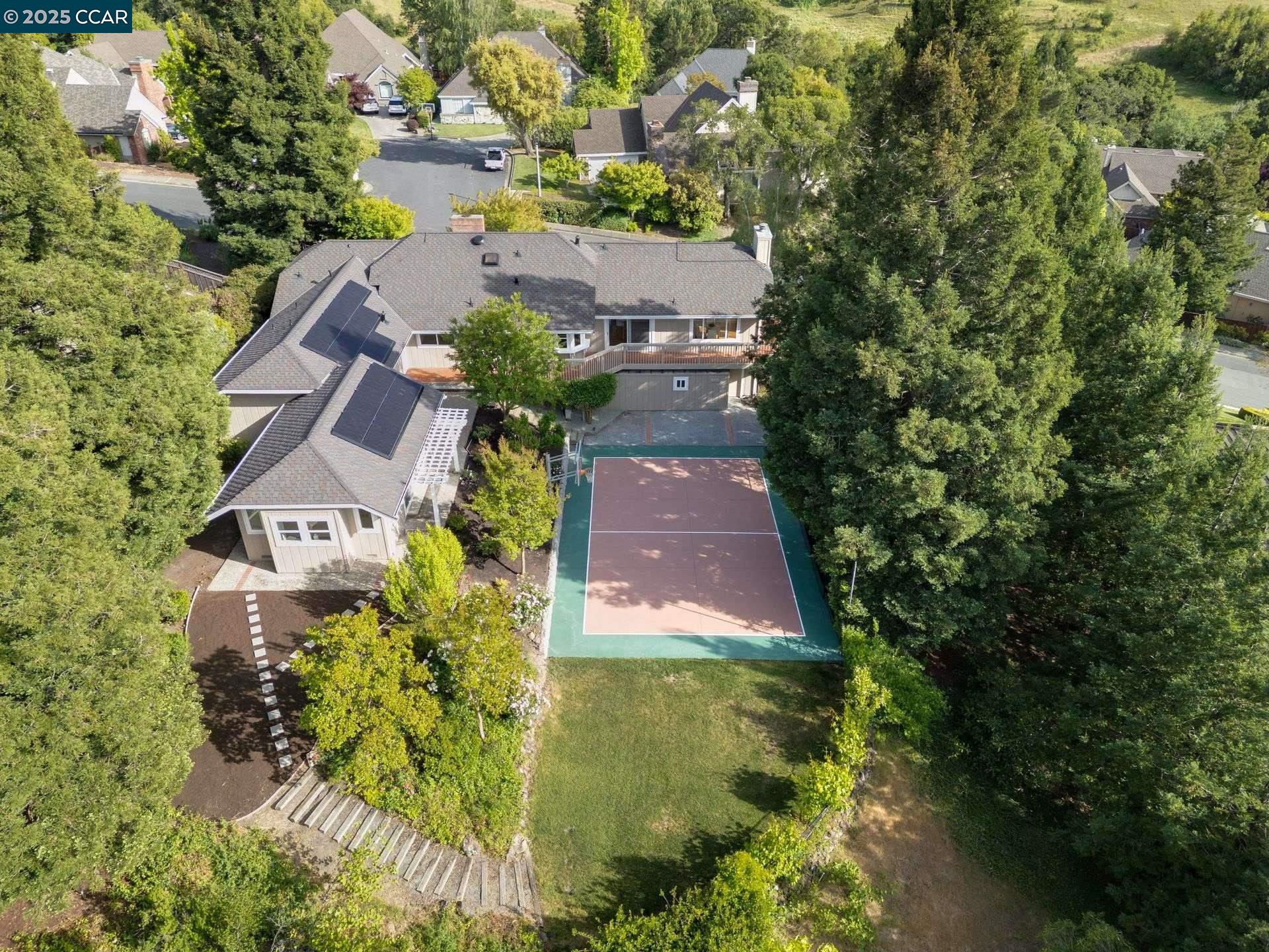 Detail Gallery Image 51 of 54 For 9 Irvine Drive, Moraga,  CA 94556 - 4 Beds | 2/1 Baths